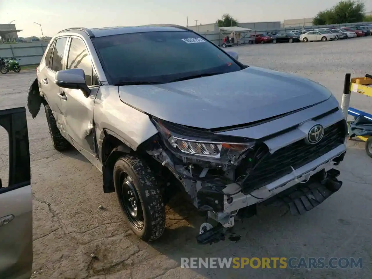 1 Photograph of a damaged car 2T3W1RFV3KC030771 TOYOTA RAV4 2019