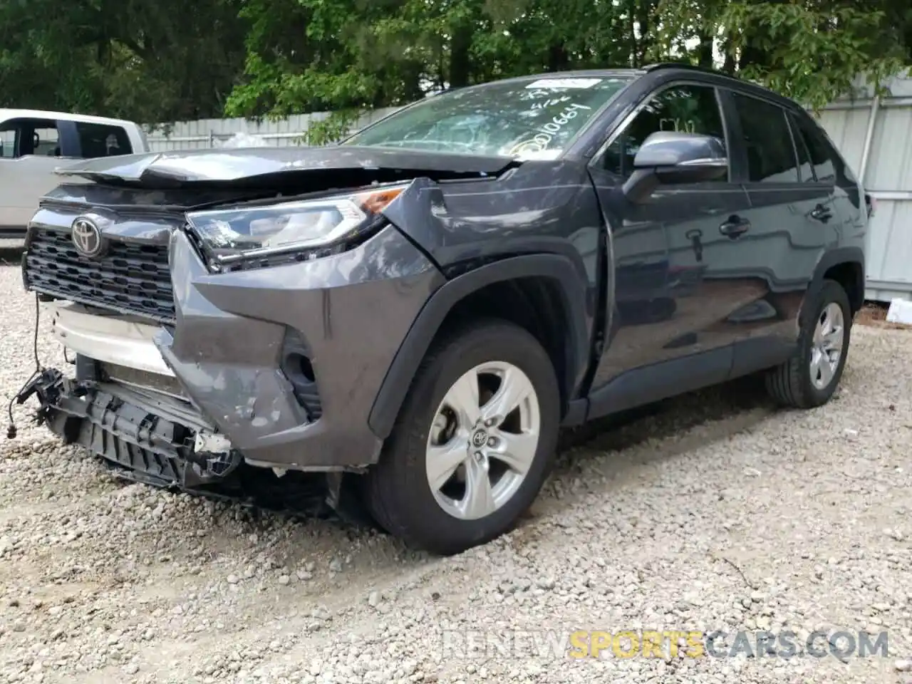 2 Photograph of a damaged car 2T3W1RFV3KW010664 TOYOTA RAV4 2019