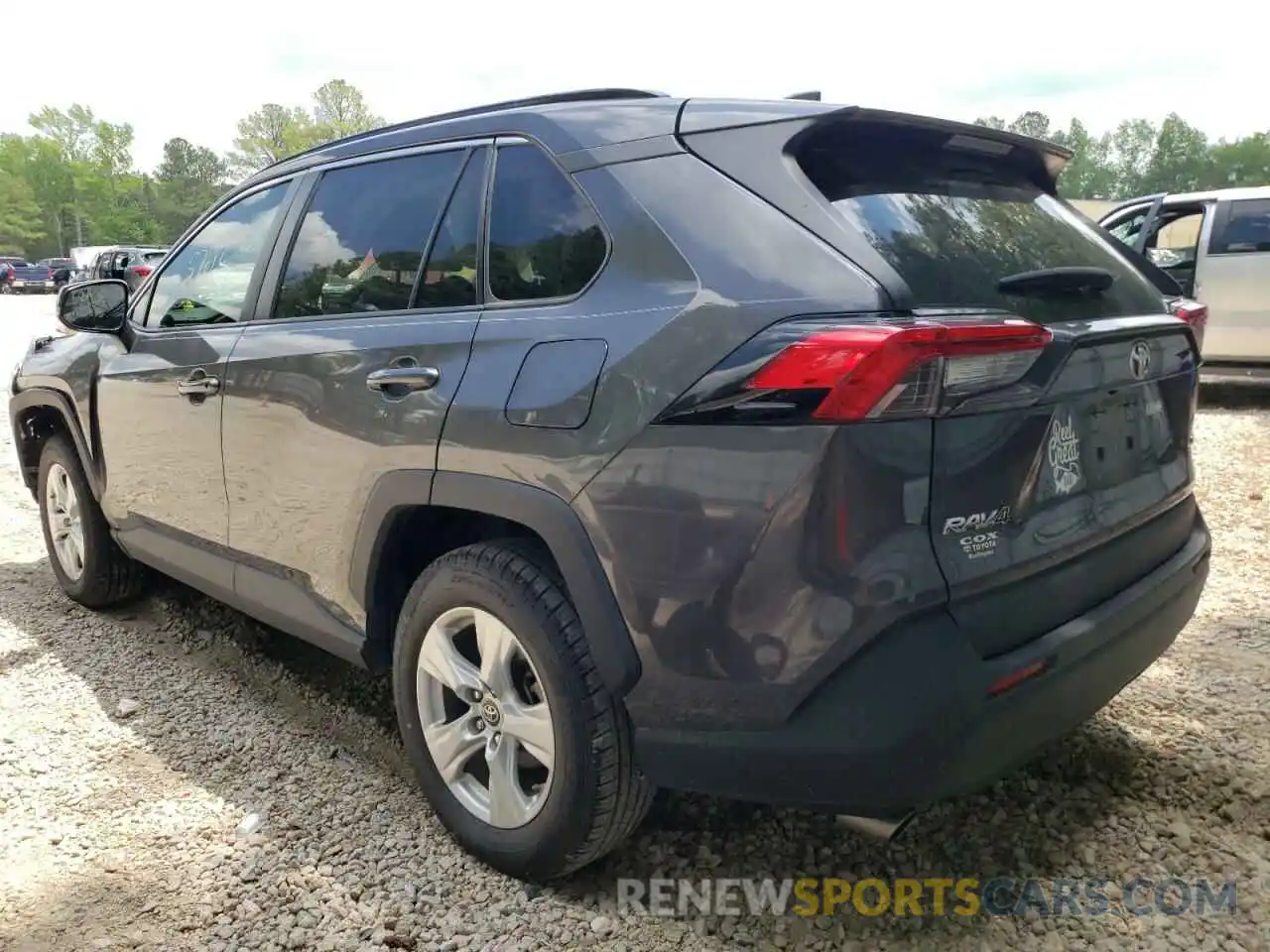 3 Photograph of a damaged car 2T3W1RFV3KW010664 TOYOTA RAV4 2019