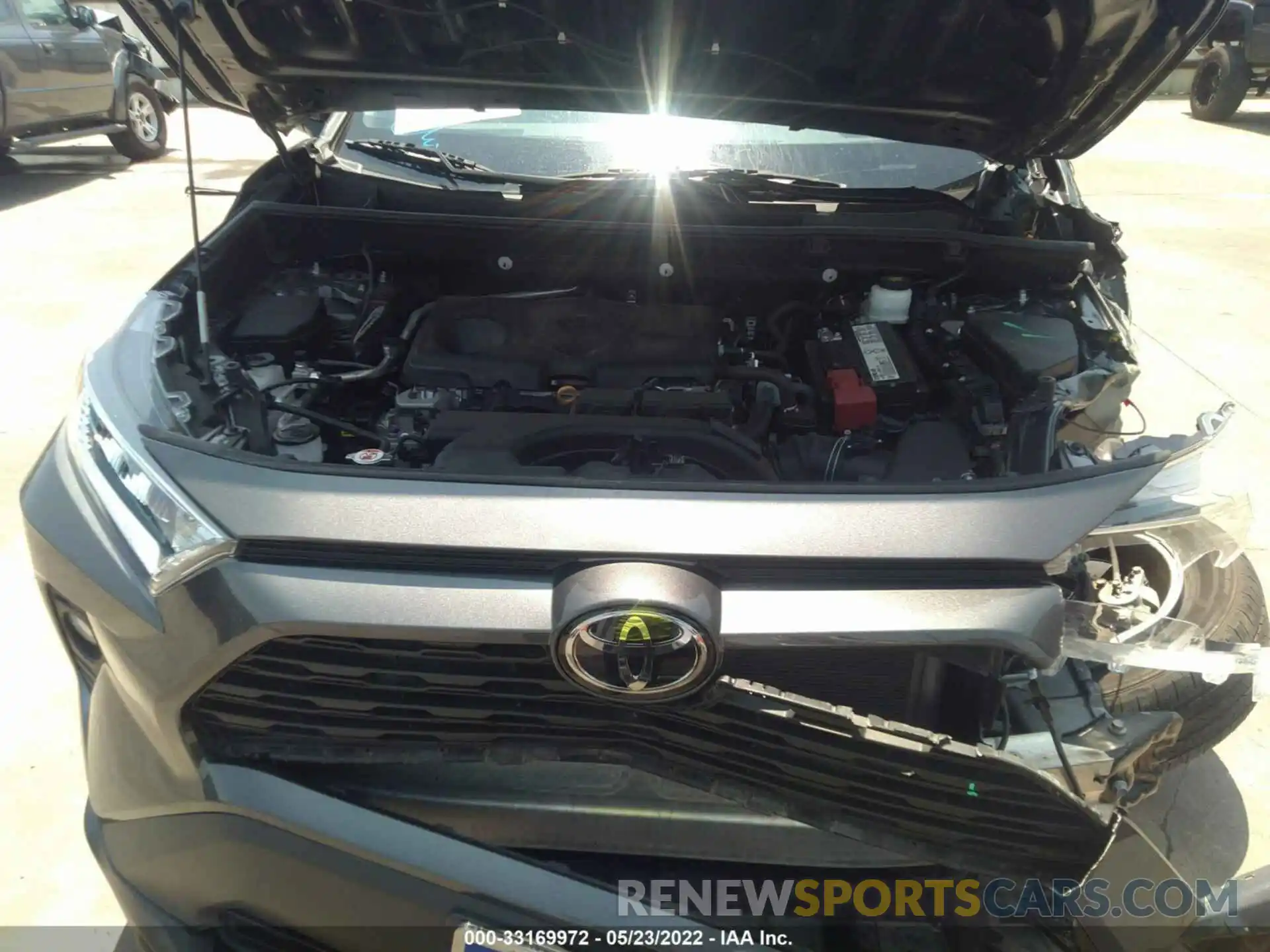 10 Photograph of a damaged car 2T3W1RFV3KW010793 TOYOTA RAV4 2019