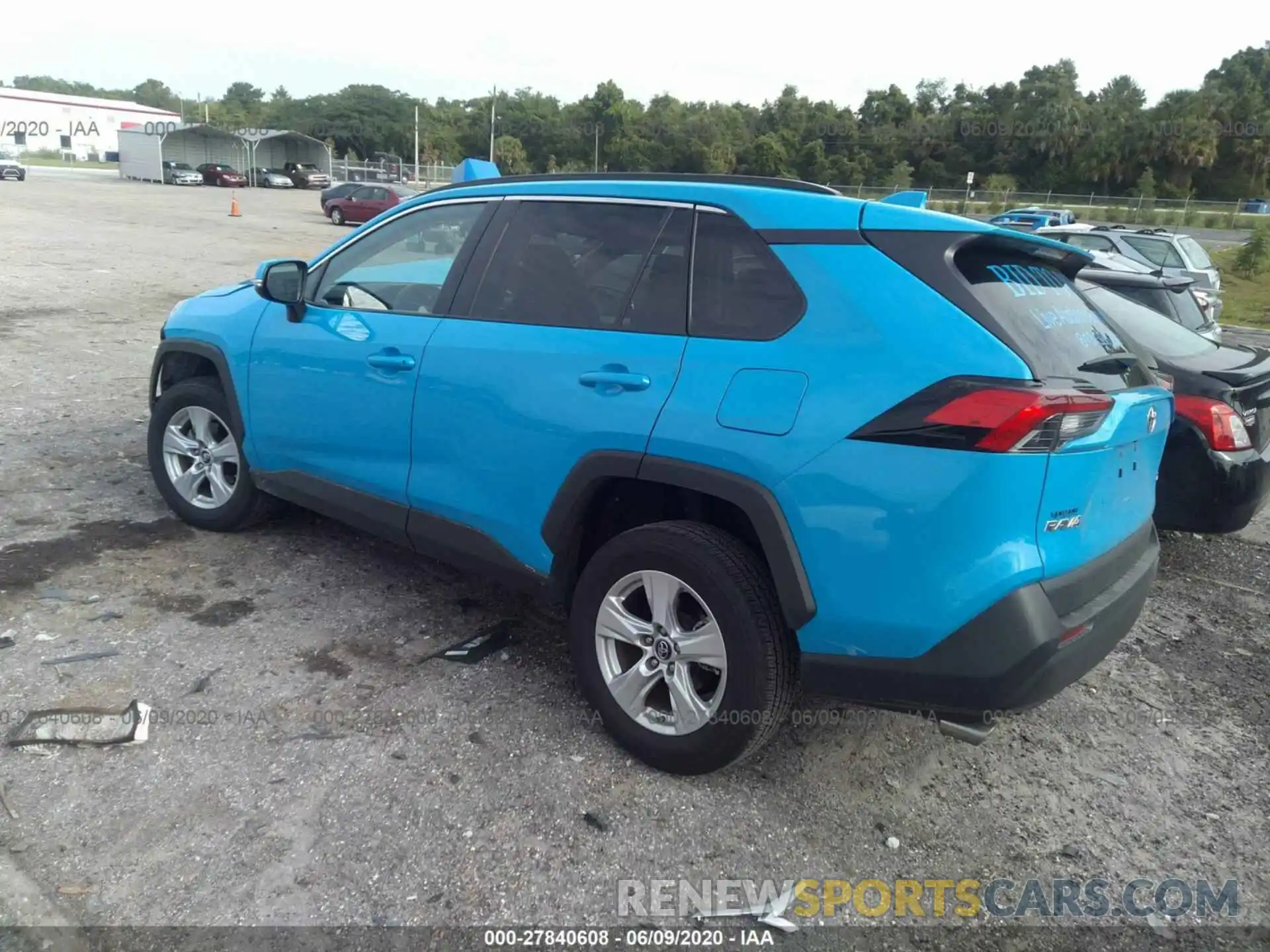 3 Photograph of a damaged car 2T3W1RFV3KW011281 TOYOTA RAV4 2019