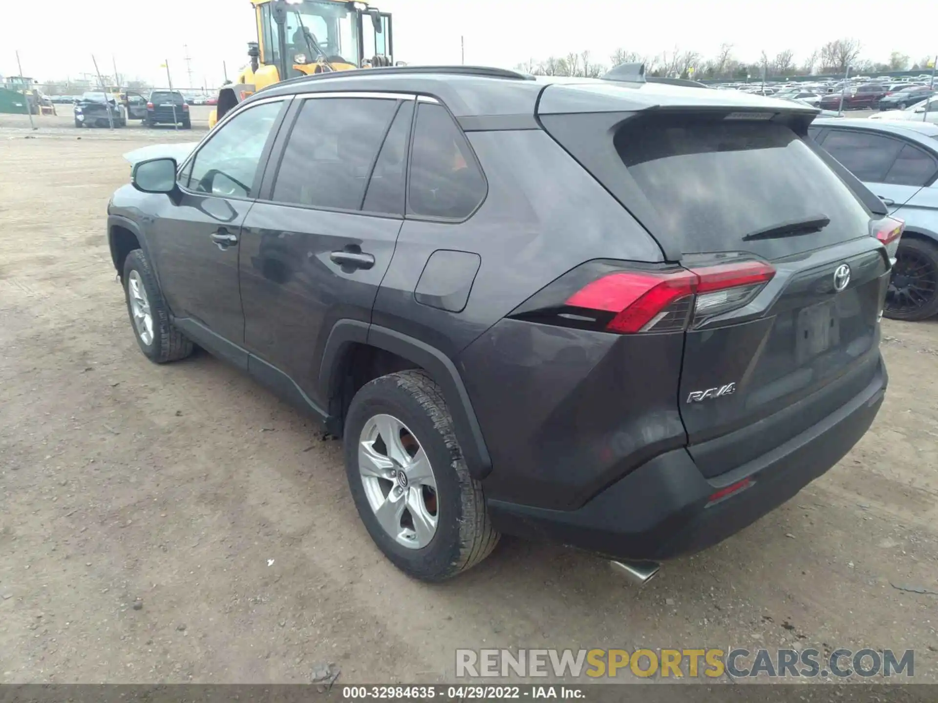 3 Фотография поврежденного автомобиля 2T3W1RFV3KW013001 TOYOTA RAV4 2019