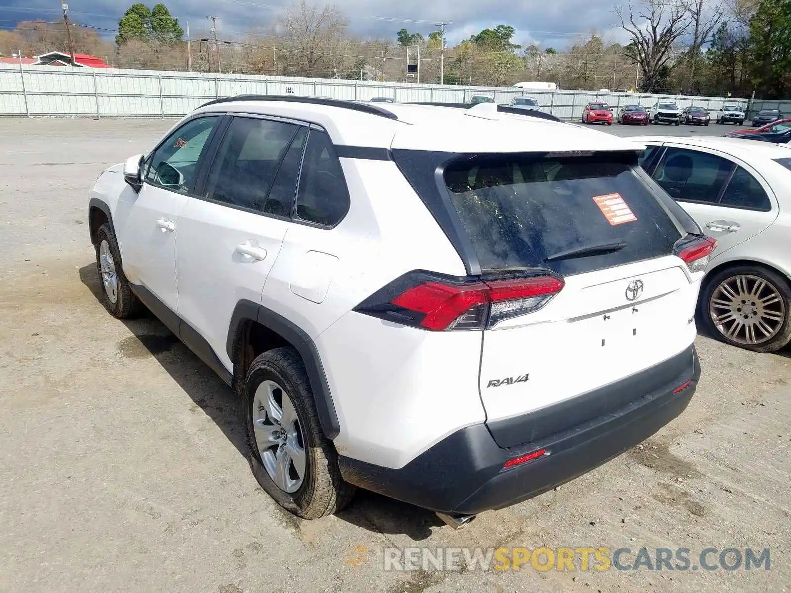 3 Photograph of a damaged car 2T3W1RFV3KW013158 TOYOTA RAV4 2019