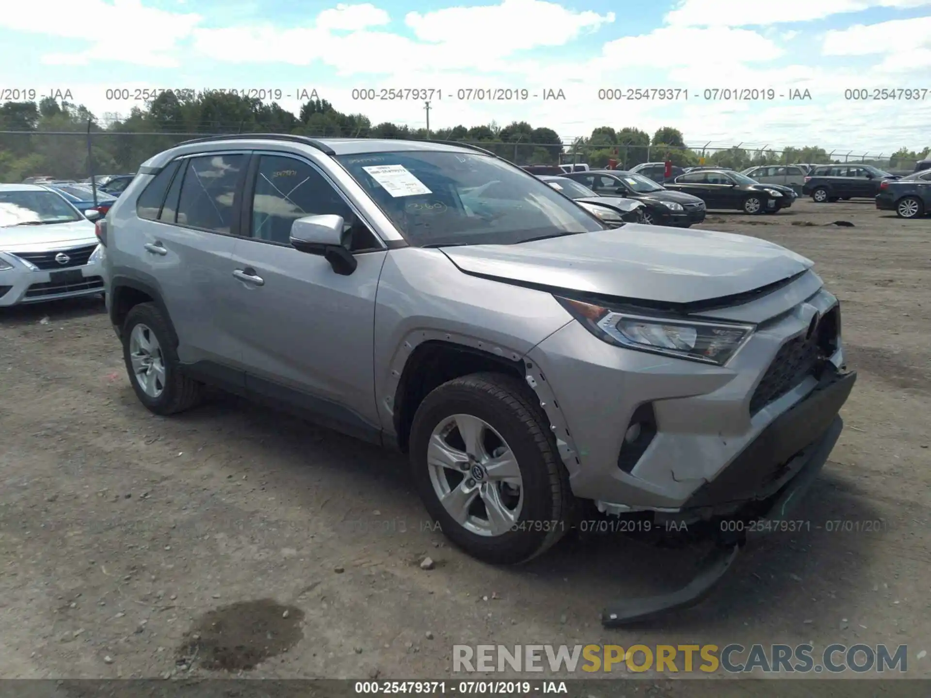 1 Photograph of a damaged car 2T3W1RFV3KW014150 TOYOTA RAV4 2019