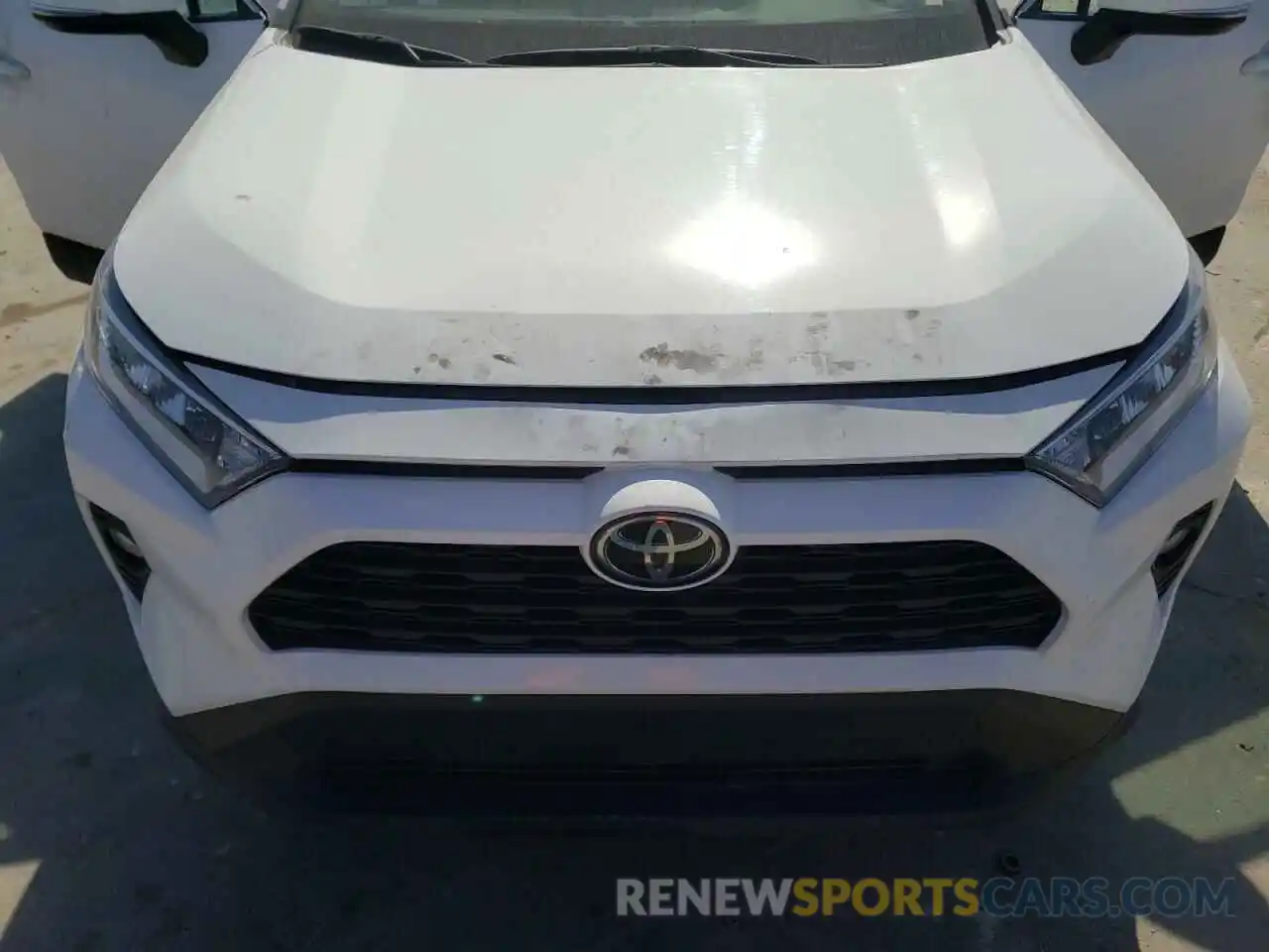 7 Photograph of a damaged car 2T3W1RFV3KW015587 TOYOTA RAV4 2019