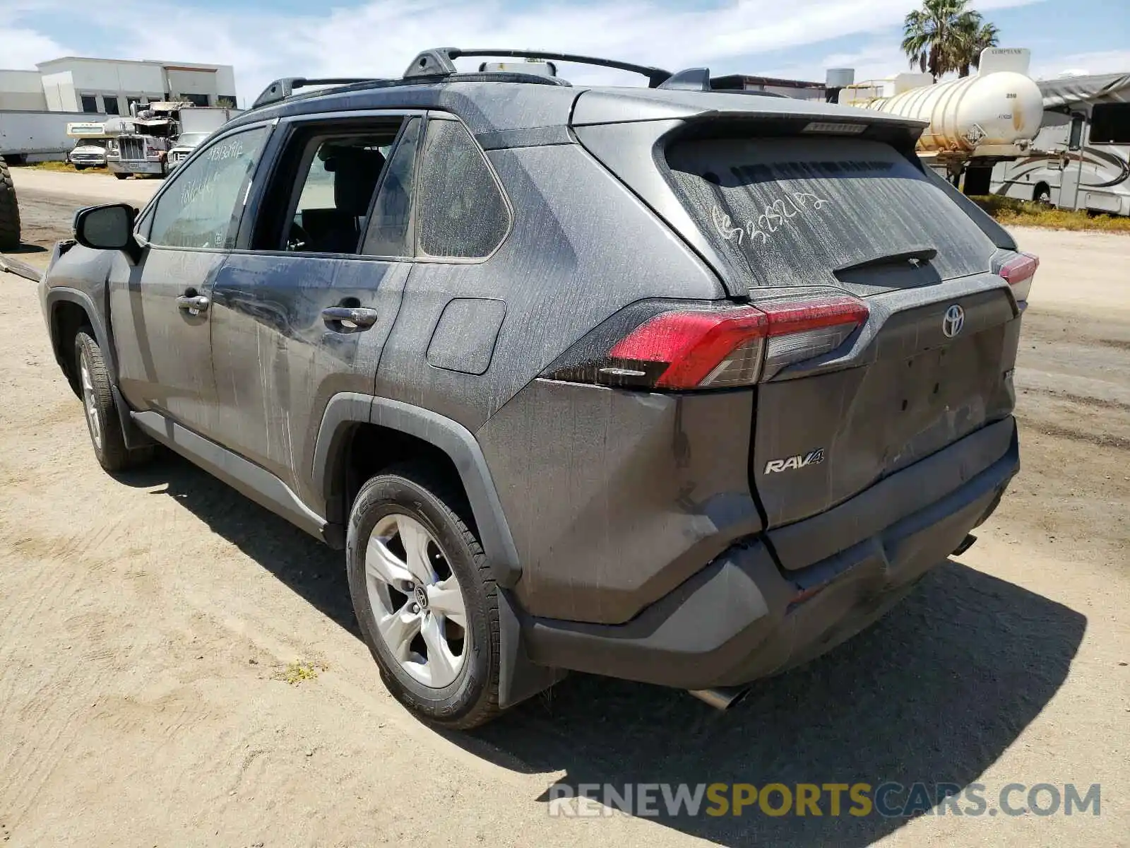 3 Фотография поврежденного автомобиля 2T3W1RFV3KW017856 TOYOTA RAV4 2019