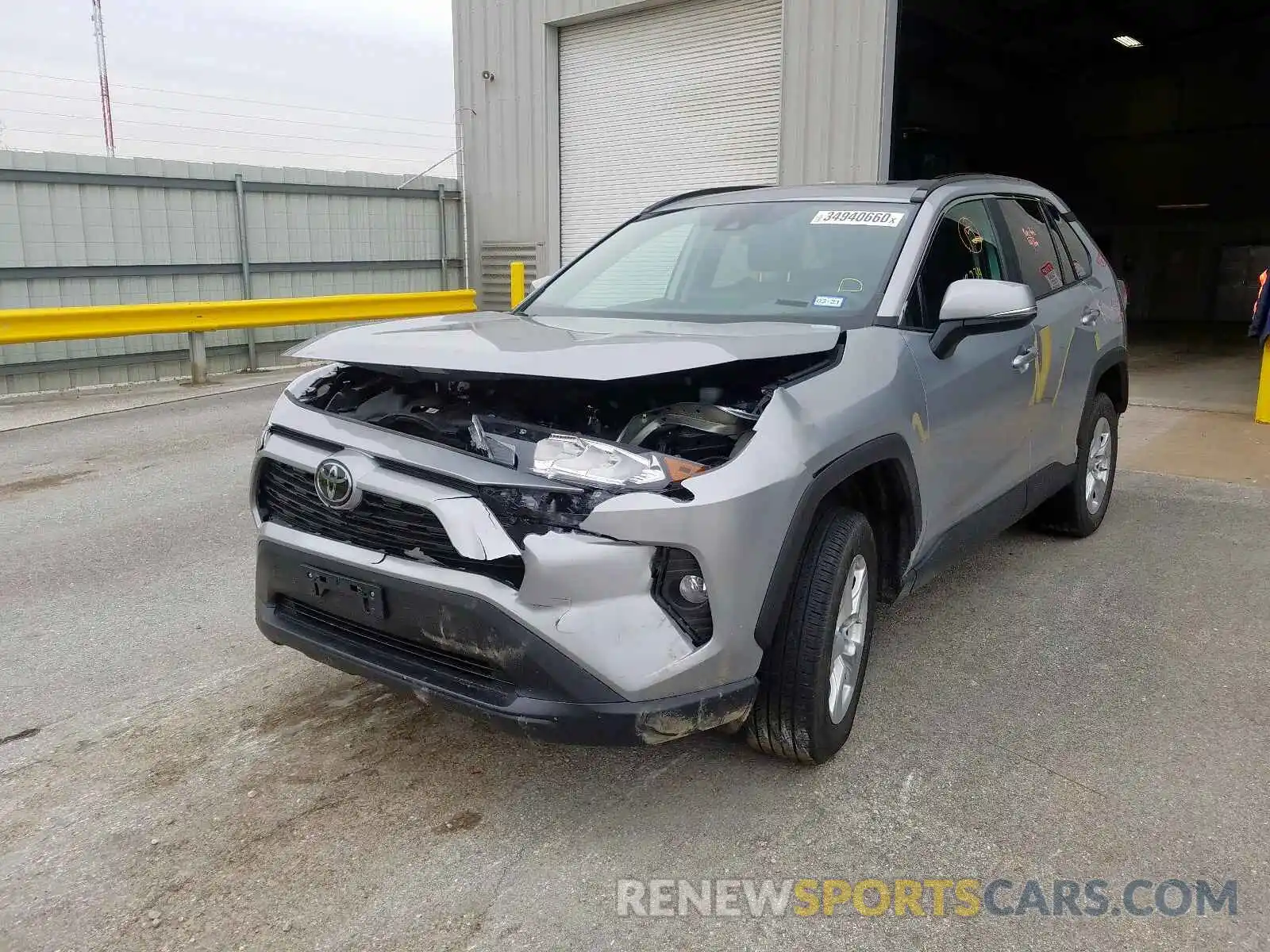 2 Фотография поврежденного автомобиля 2T3W1RFV3KW018747 TOYOTA RAV4 2019