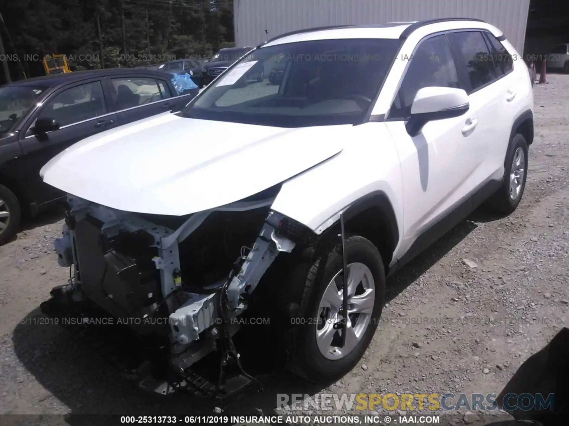 2 Photograph of a damaged car 2T3W1RFV3KW018764 TOYOTA RAV4 2019