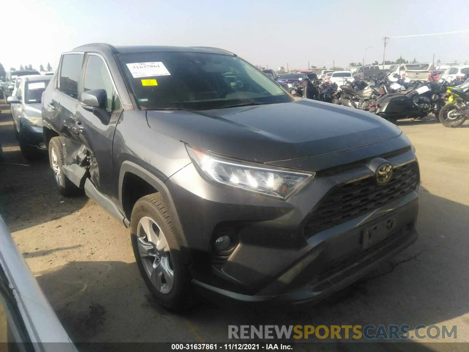 1 Фотография поврежденного автомобиля 2T3W1RFV3KW020028 TOYOTA RAV4 2019