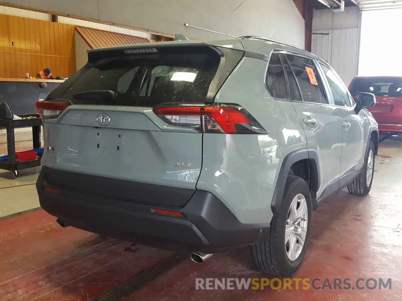 4 Photograph of a damaged car 2T3W1RFV3KW026668 TOYOTA RAV4 2019