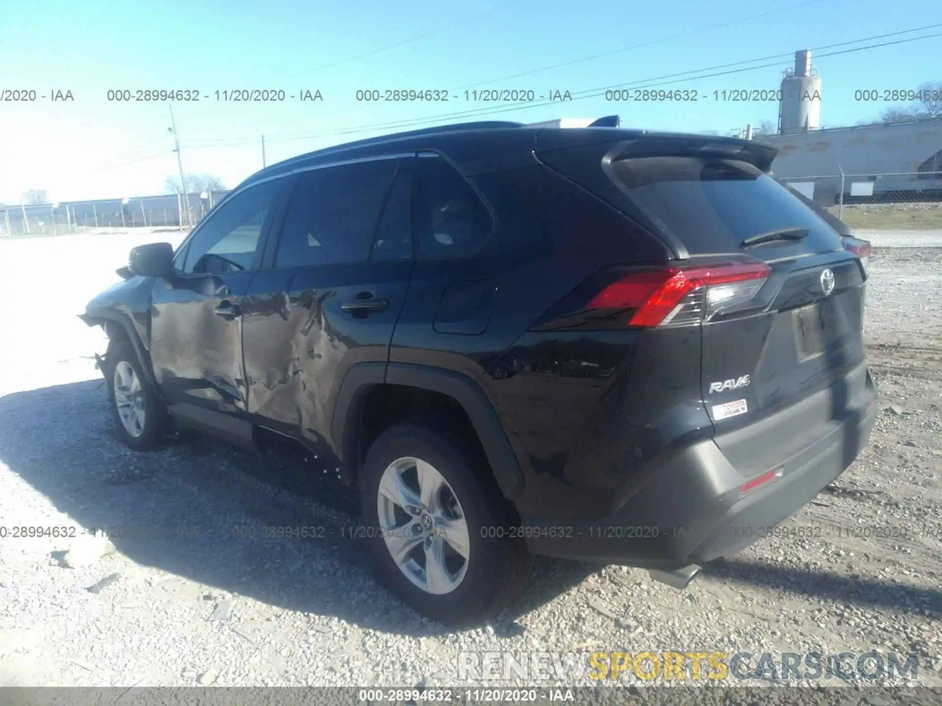 3 Photograph of a damaged car 2T3W1RFV3KW036746 TOYOTA RAV4 2019