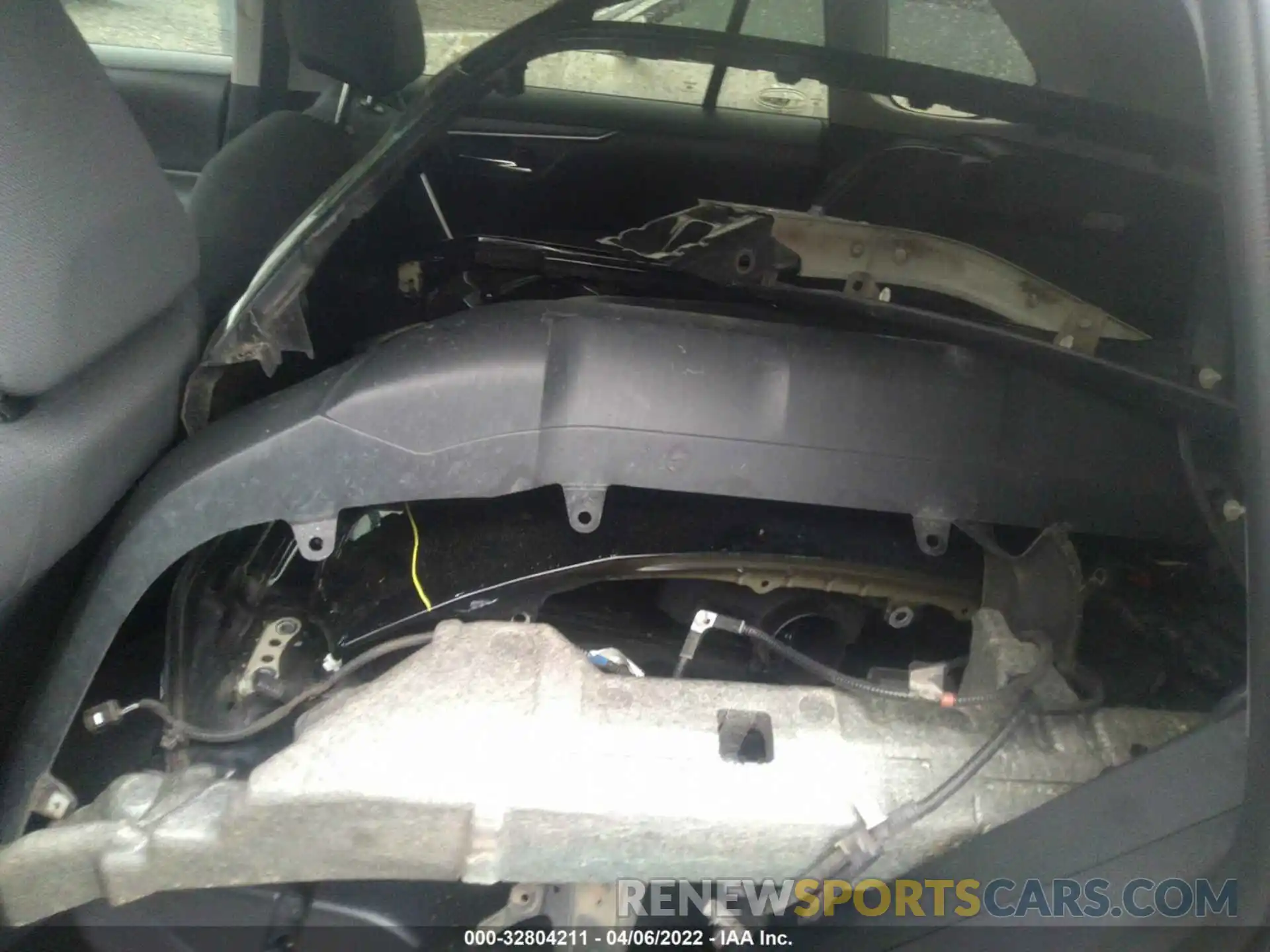 12 Photograph of a damaged car 2T3W1RFV3KW037914 TOYOTA RAV4 2019