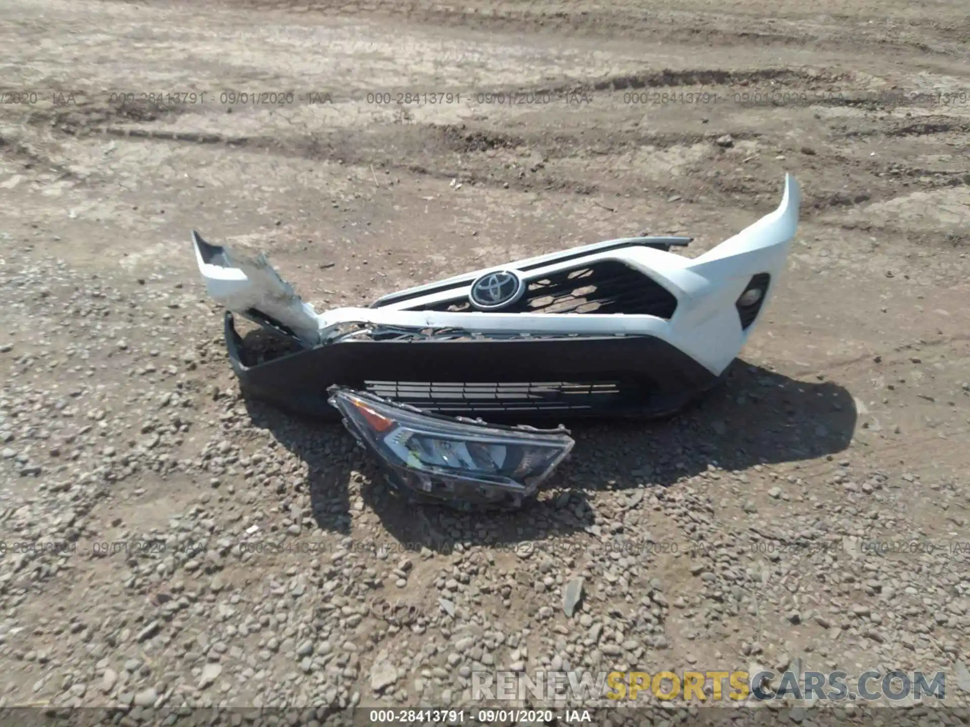 12 Photograph of a damaged car 2T3W1RFV3KW041297 TOYOTA RAV4 2019