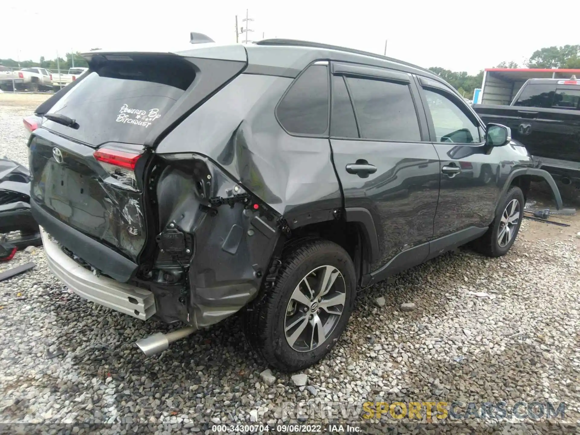 4 Photograph of a damaged car 2T3W1RFV3KW041557 TOYOTA RAV4 2019