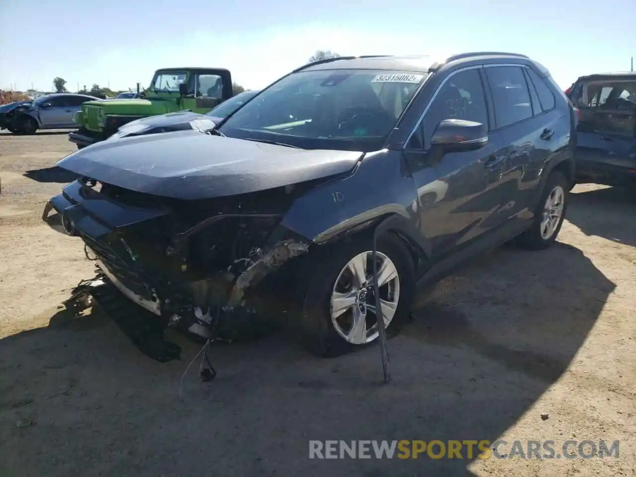 2 Photograph of a damaged car 2T3W1RFV3KW046662 TOYOTA RAV4 2019