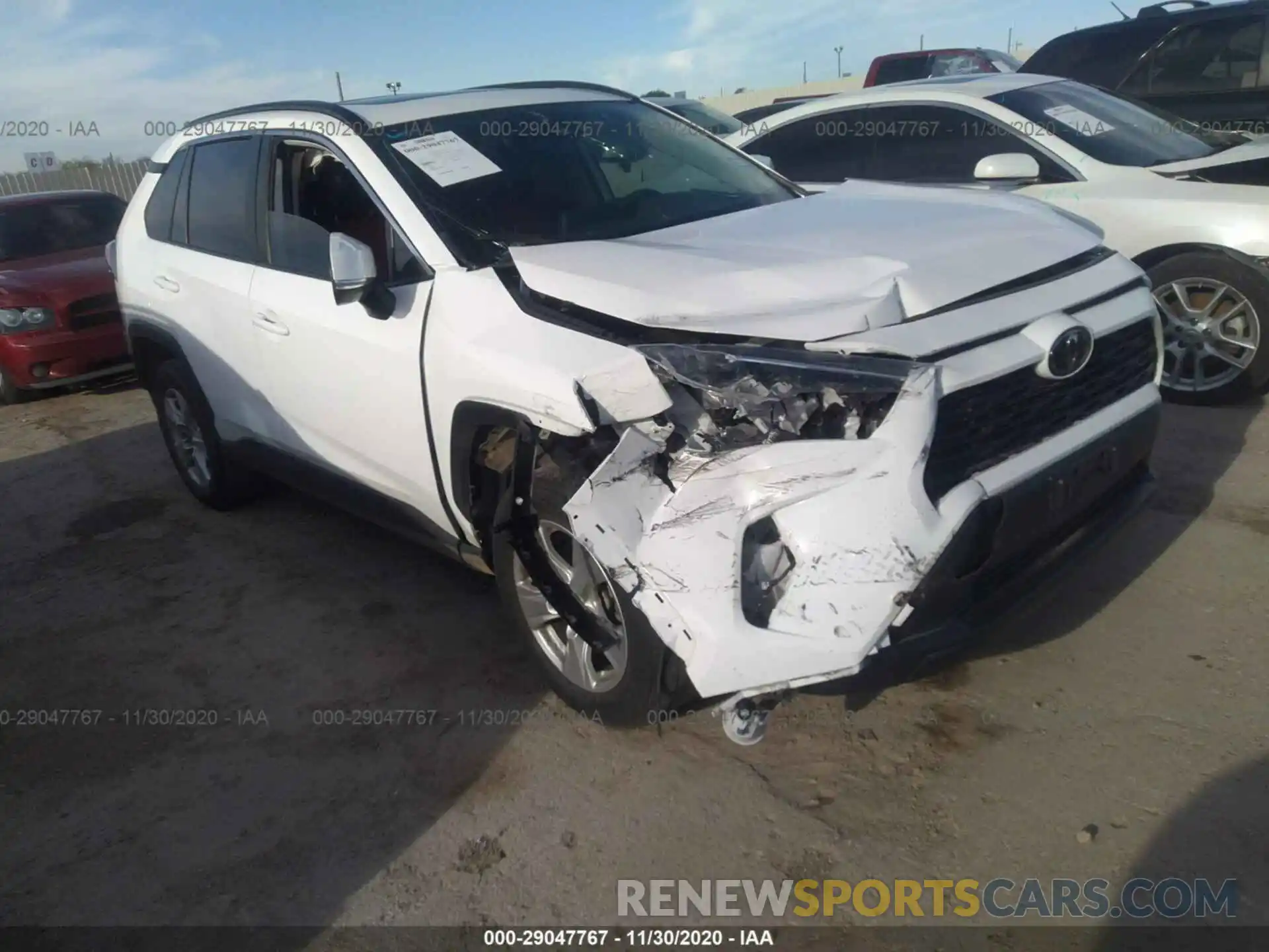 1 Photograph of a damaged car 2T3W1RFV4KC009301 TOYOTA RAV4 2019