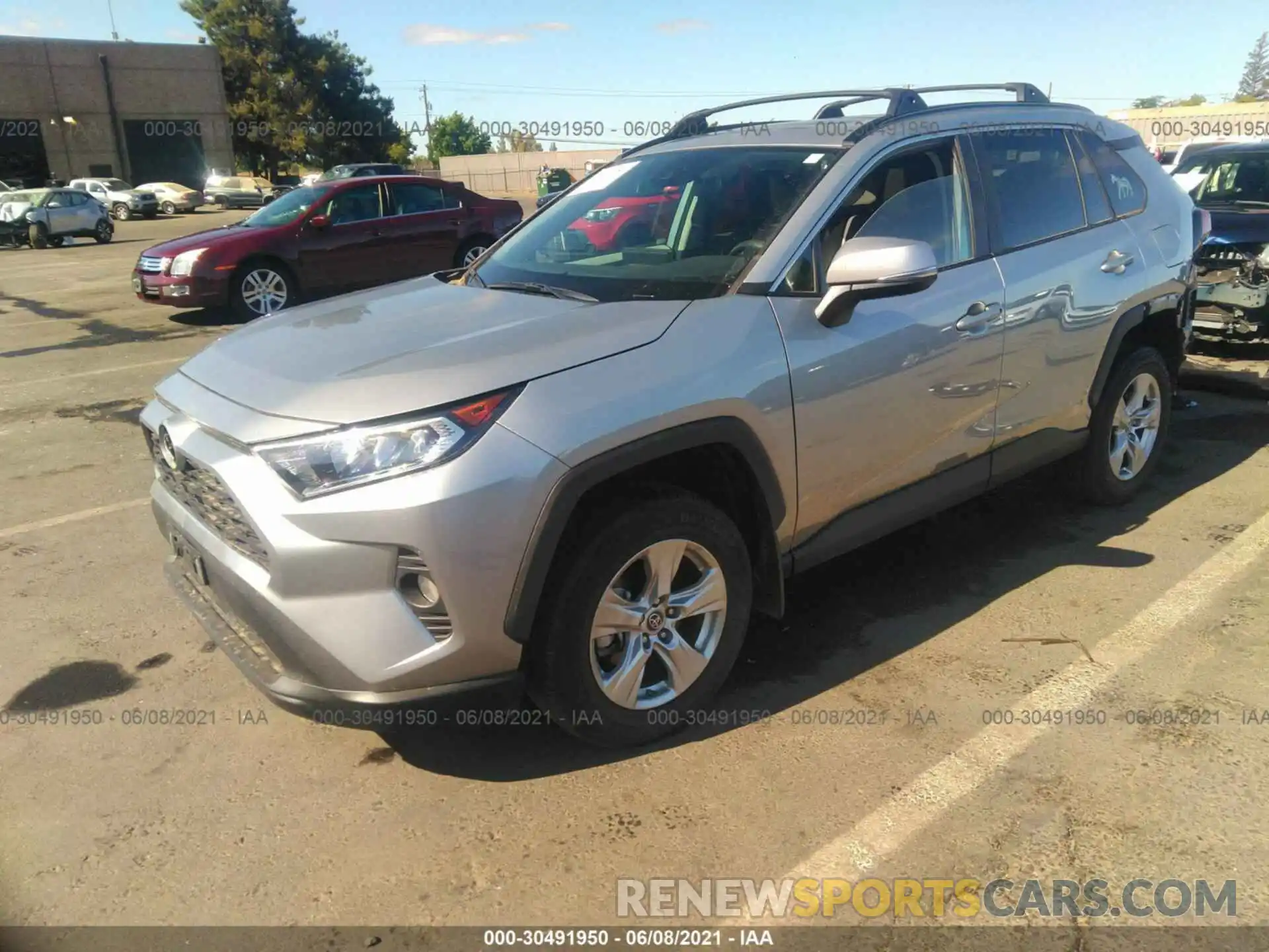 2 Photograph of a damaged car 2T3W1RFV4KC014742 TOYOTA RAV4 2019