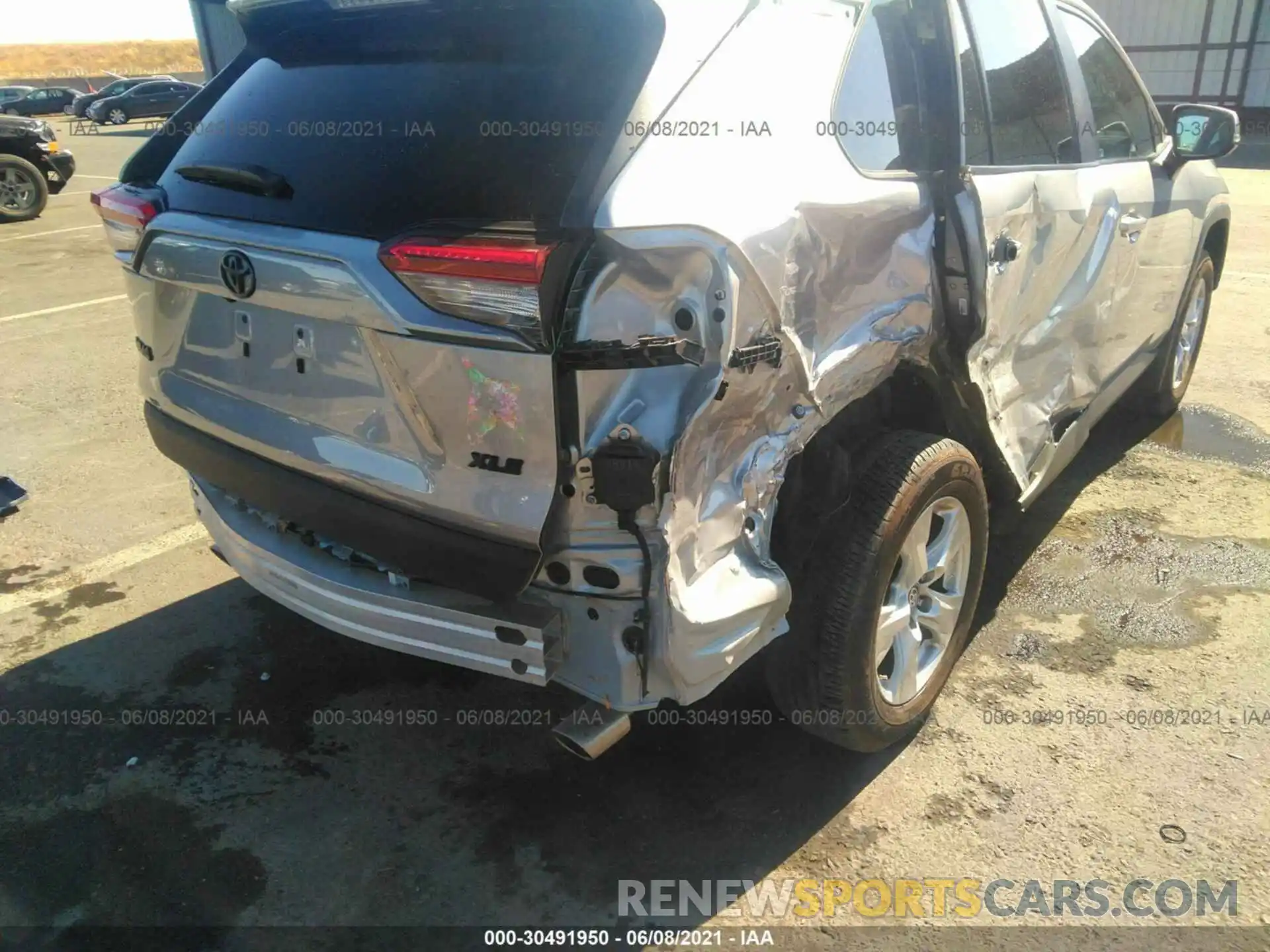 6 Photograph of a damaged car 2T3W1RFV4KC014742 TOYOTA RAV4 2019