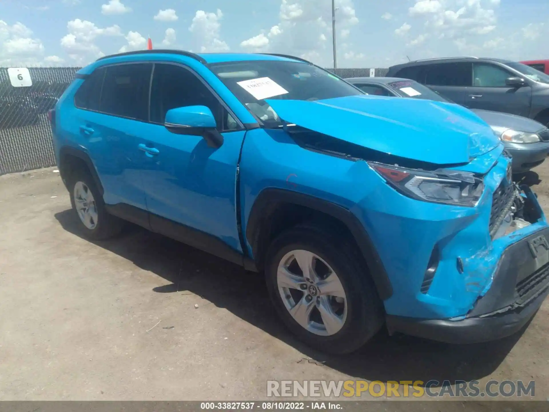 1 Photograph of a damaged car 2T3W1RFV4KC020184 TOYOTA RAV4 2019