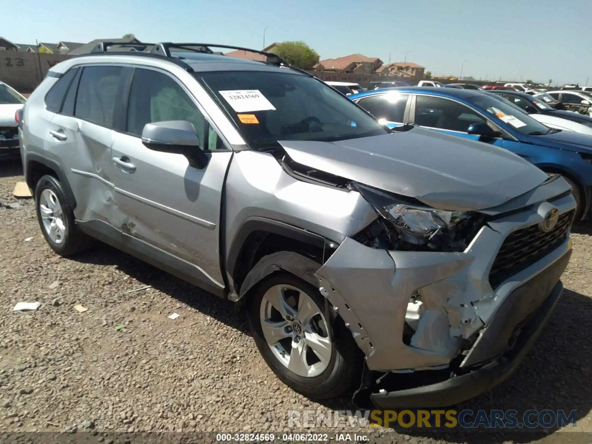 1 Фотография поврежденного автомобиля 2T3W1RFV4KC024476 TOYOTA RAV4 2019