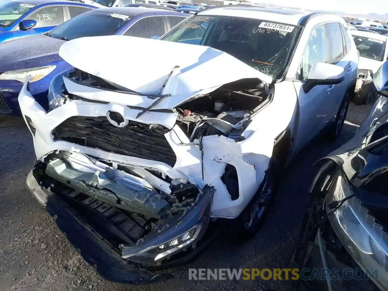 2 Photograph of a damaged car 2T3W1RFV4KC028883 TOYOTA RAV4 2019