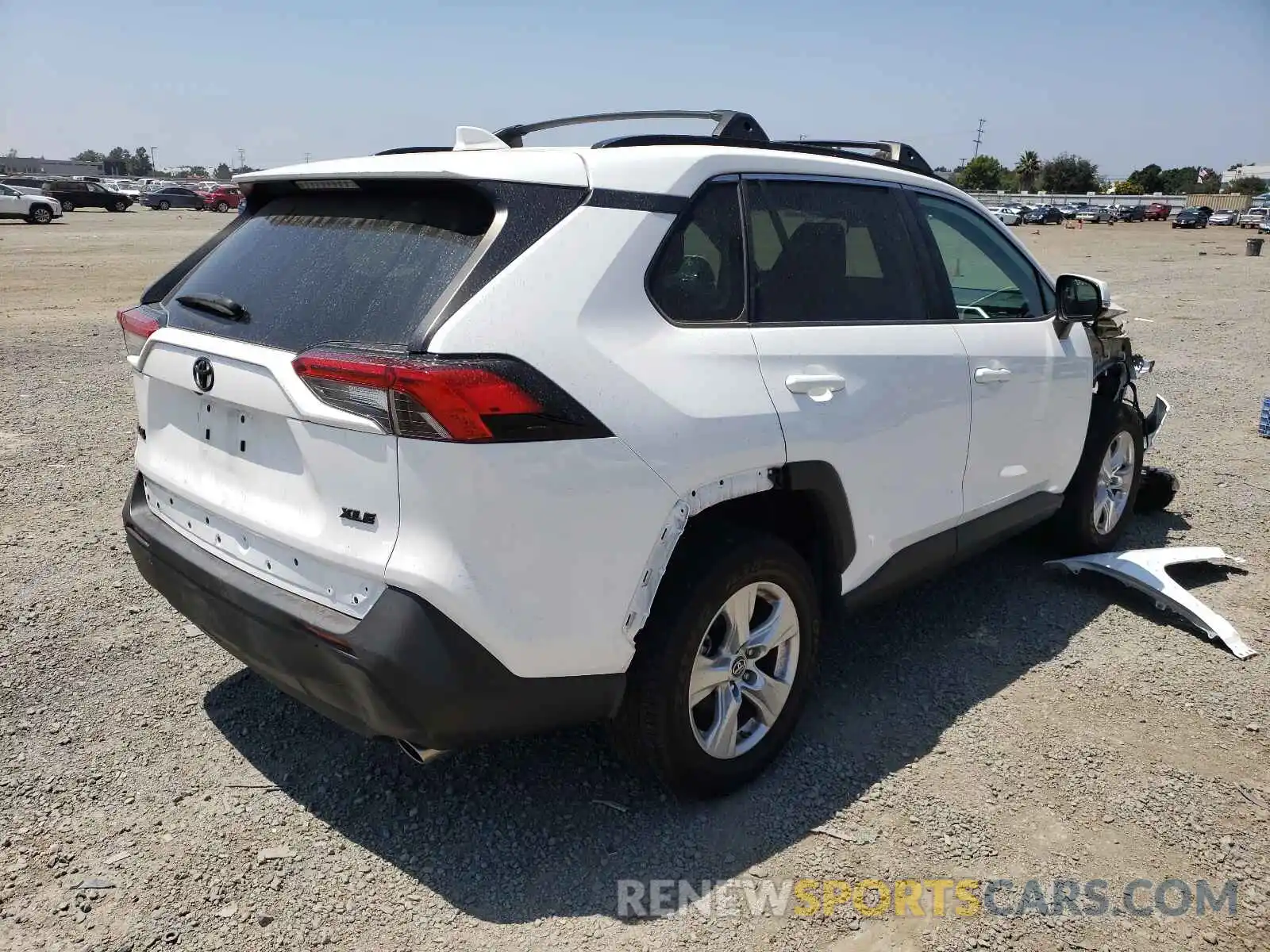 4 Photograph of a damaged car 2T3W1RFV4KC029886 TOYOTA RAV4 2019