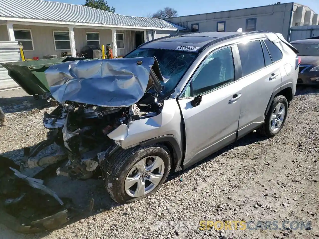 2 Photograph of a damaged car 2T3W1RFV4KC031038 TOYOTA RAV4 2019