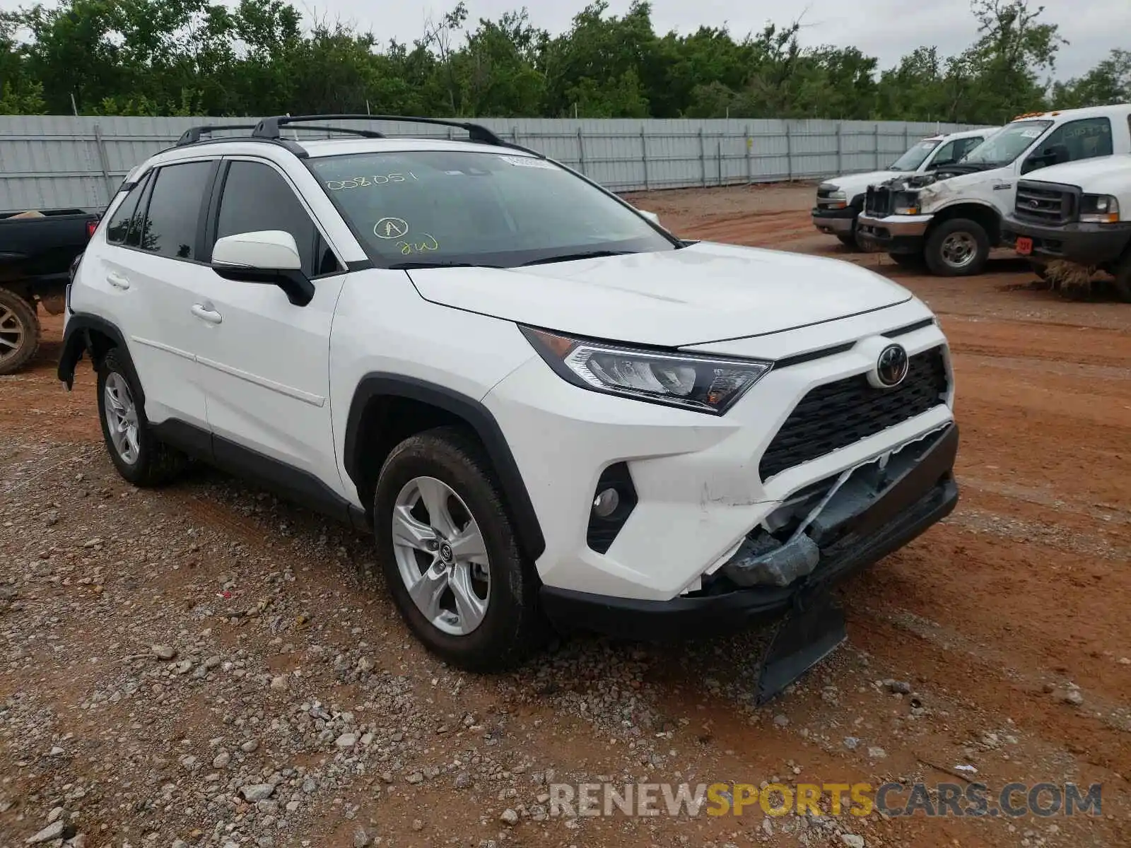 1 Photograph of a damaged car 2T3W1RFV4KW008051 TOYOTA RAV4 2019