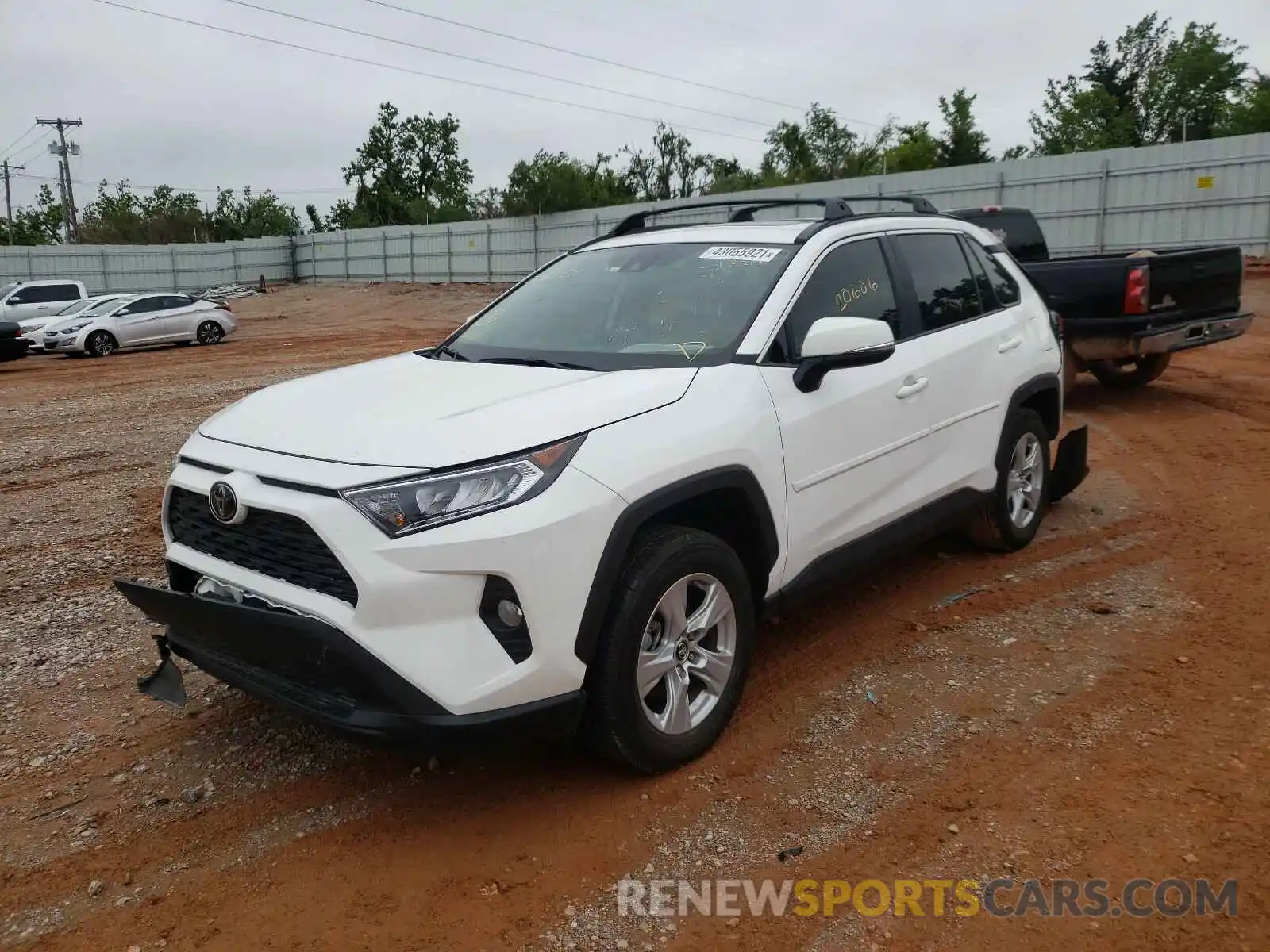 2 Photograph of a damaged car 2T3W1RFV4KW008051 TOYOTA RAV4 2019