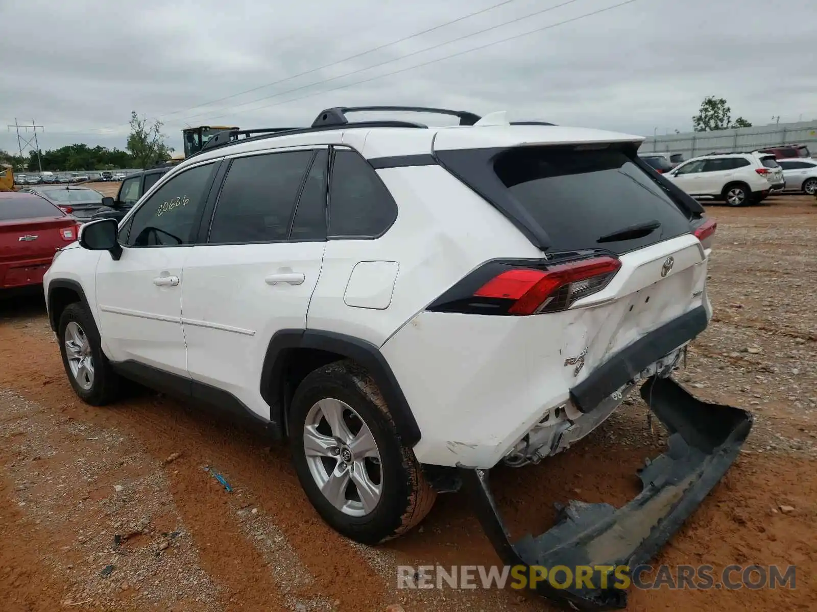 3 Photograph of a damaged car 2T3W1RFV4KW008051 TOYOTA RAV4 2019