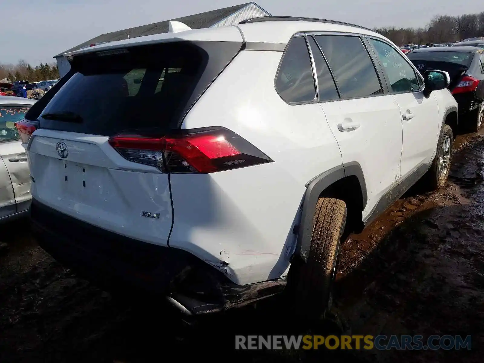 4 Photograph of a damaged car 2T3W1RFV4KW013945 TOYOTA RAV4 2019