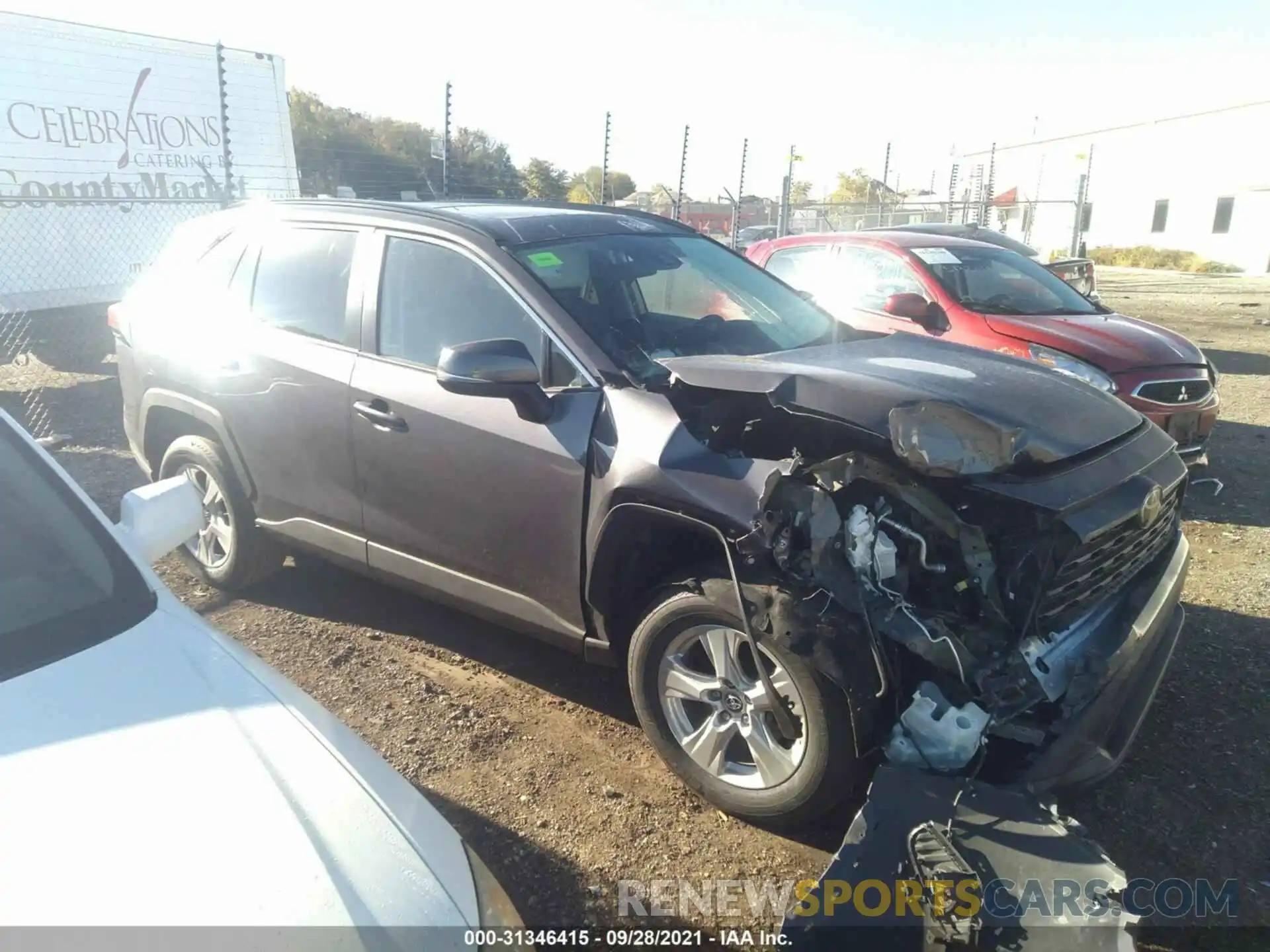 1 Photograph of a damaged car 2T3W1RFV4KW014495 TOYOTA RAV4 2019