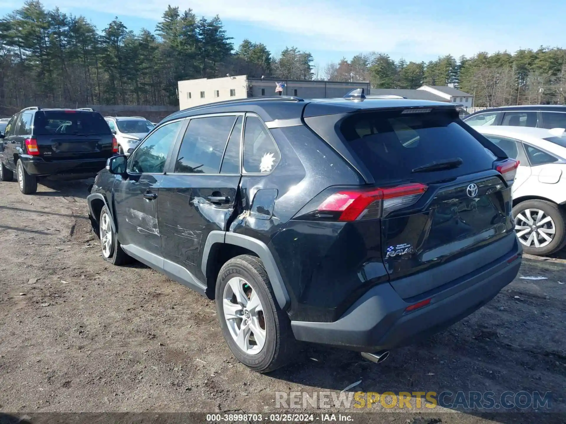 3 Photograph of a damaged car 2T3W1RFV4KW015288 TOYOTA RAV4 2019