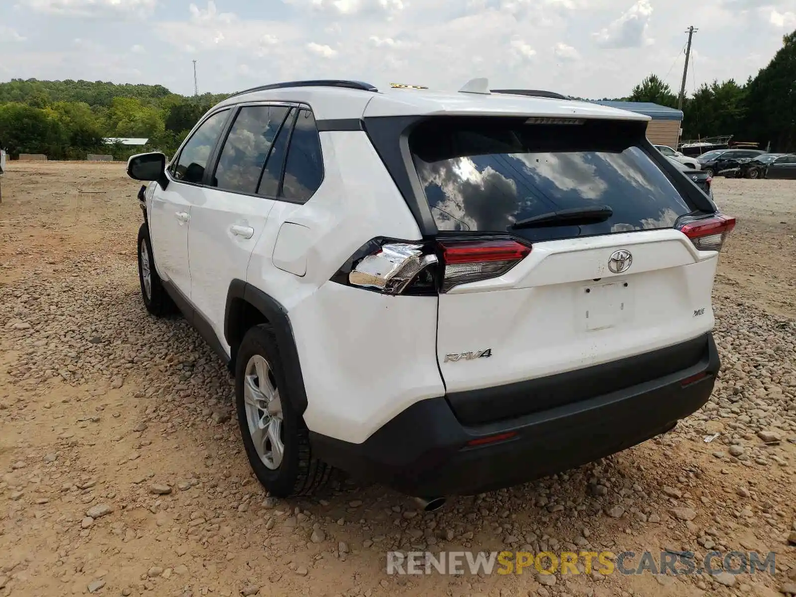 3 Photograph of a damaged car 2T3W1RFV4KW015985 TOYOTA RAV4 2019