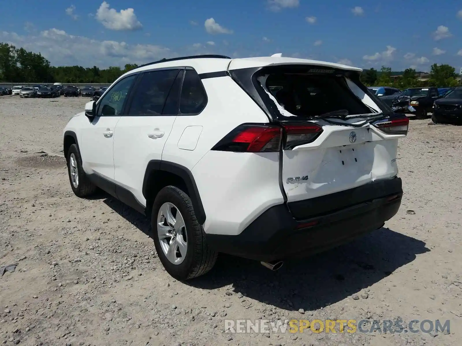 3 Photograph of a damaged car 2T3W1RFV4KW034908 TOYOTA RAV4 2019