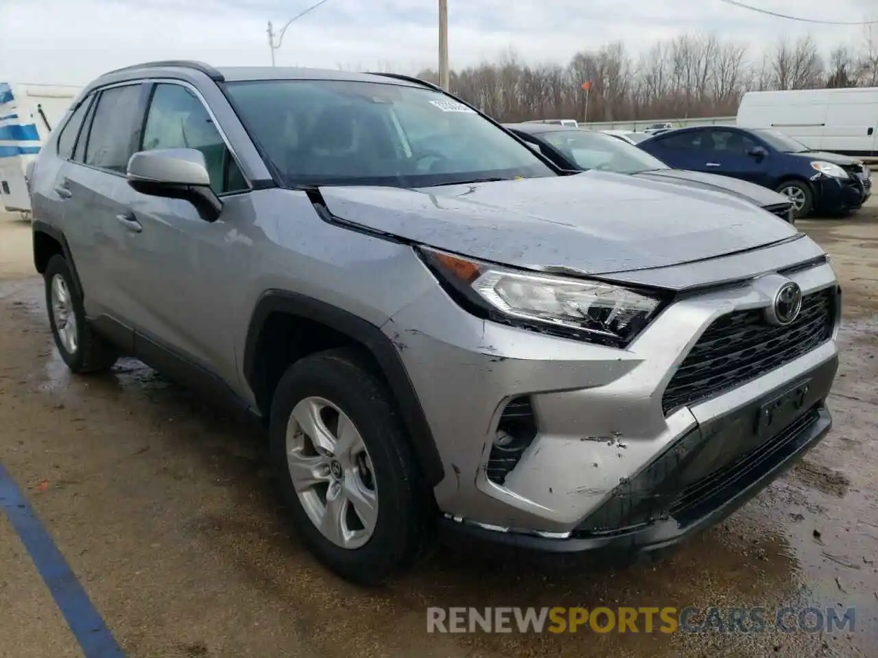 4 Photograph of a damaged car 2T3W1RFV4KW040563 TOYOTA RAV4 2019