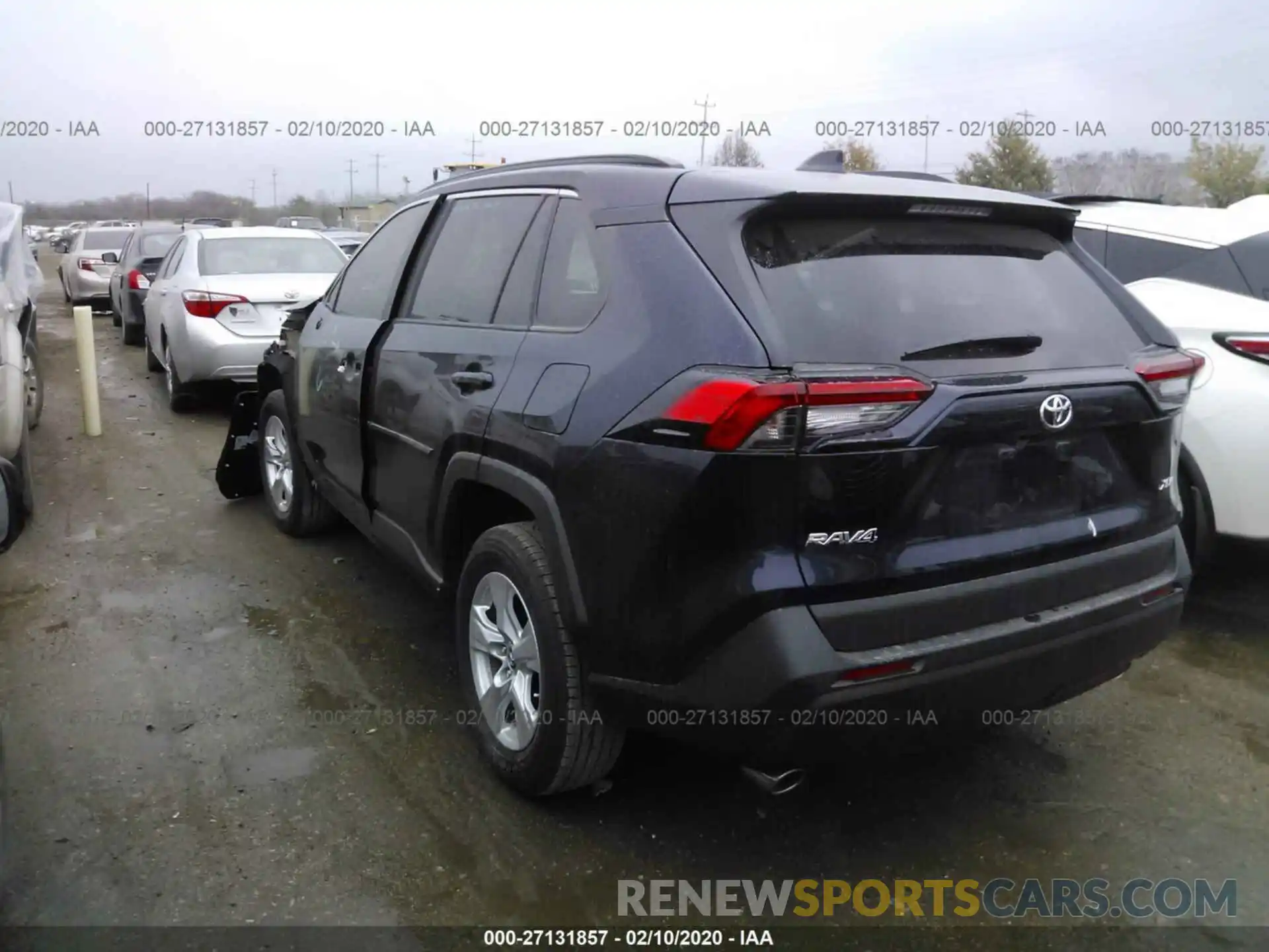 3 Photograph of a damaged car 2T3W1RFV4KW047769 TOYOTA RAV4 2019