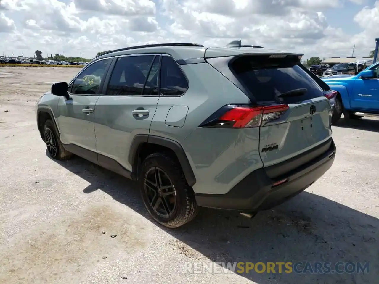 3 Photograph of a damaged car 2T3W1RFV4KW050154 TOYOTA RAV4 2019