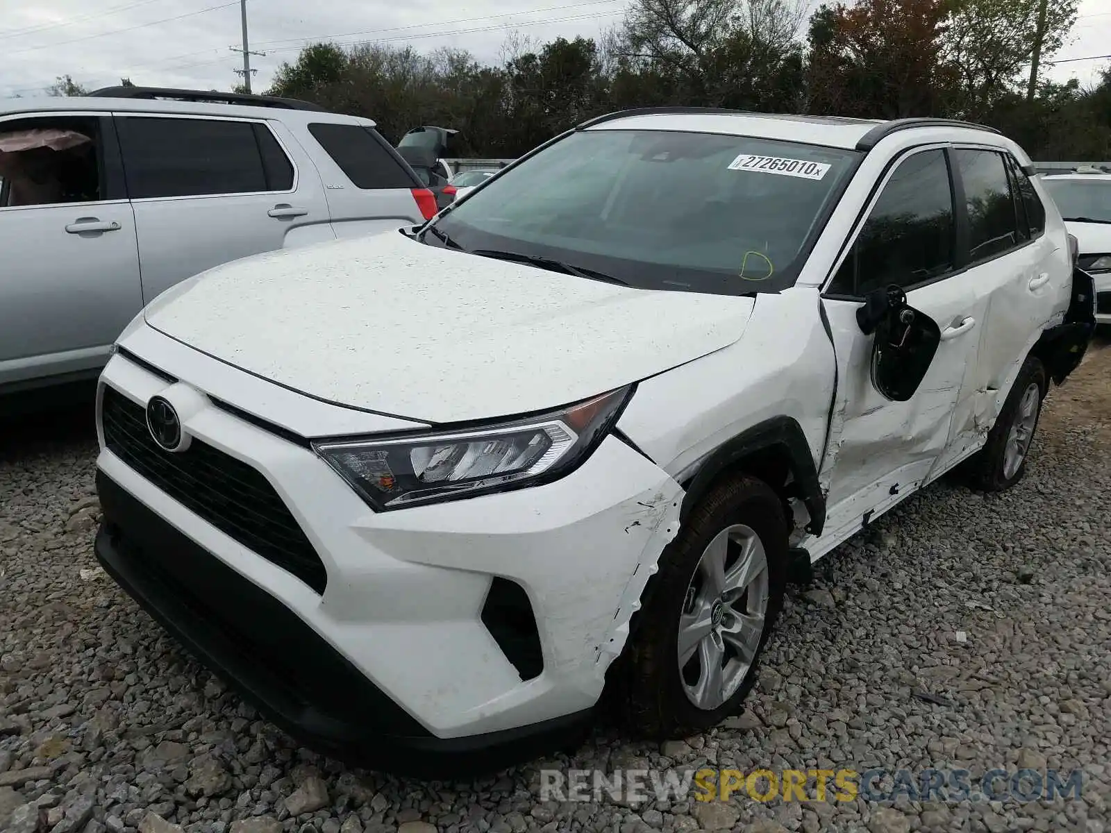 2 Photograph of a damaged car 2T3W1RFV4KW050476 TOYOTA RAV4 2019