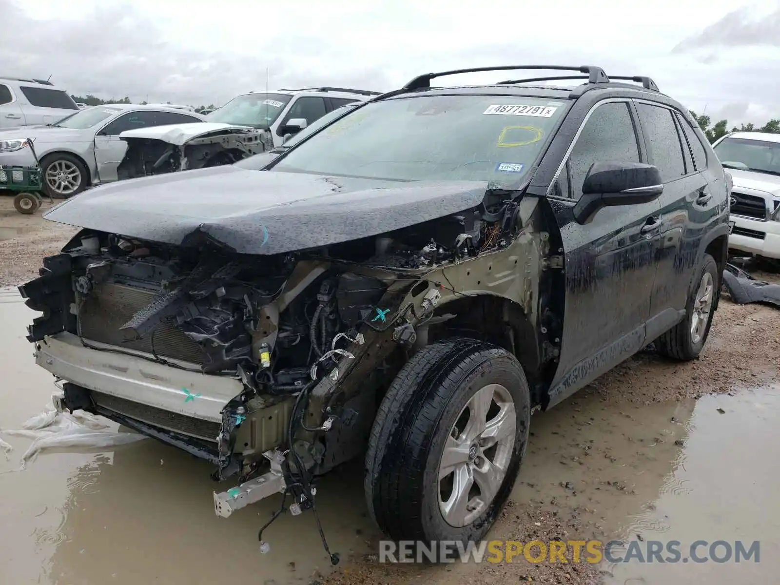 2 Photograph of a damaged car 2T3W1RFV4KW055158 TOYOTA RAV4 2019