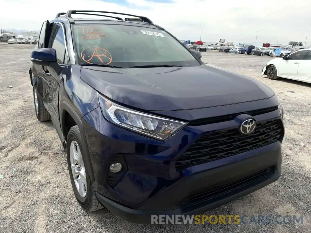 1 Photograph of a damaged car 2T3W1RFV4KW057508 TOYOTA RAV4 2019