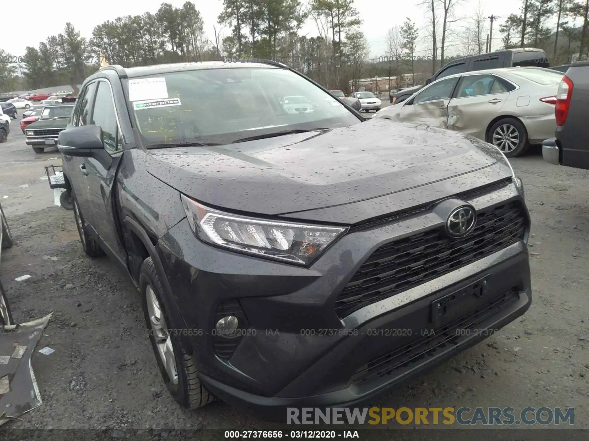 1 Photograph of a damaged car 2T3W1RFV5KC005046 TOYOTA RAV4 2019