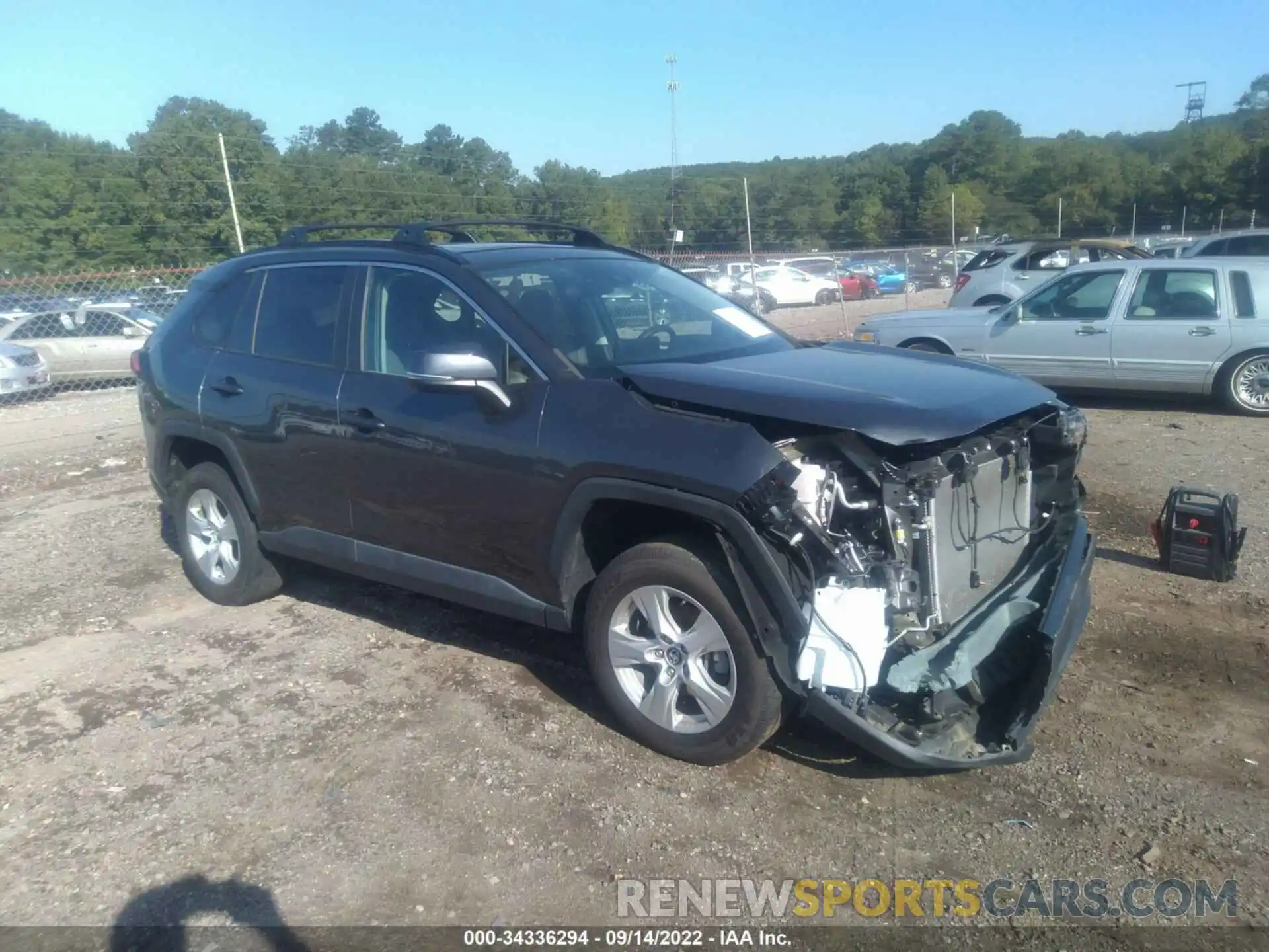 1 Photograph of a damaged car 2T3W1RFV5KC008254 TOYOTA RAV4 2019