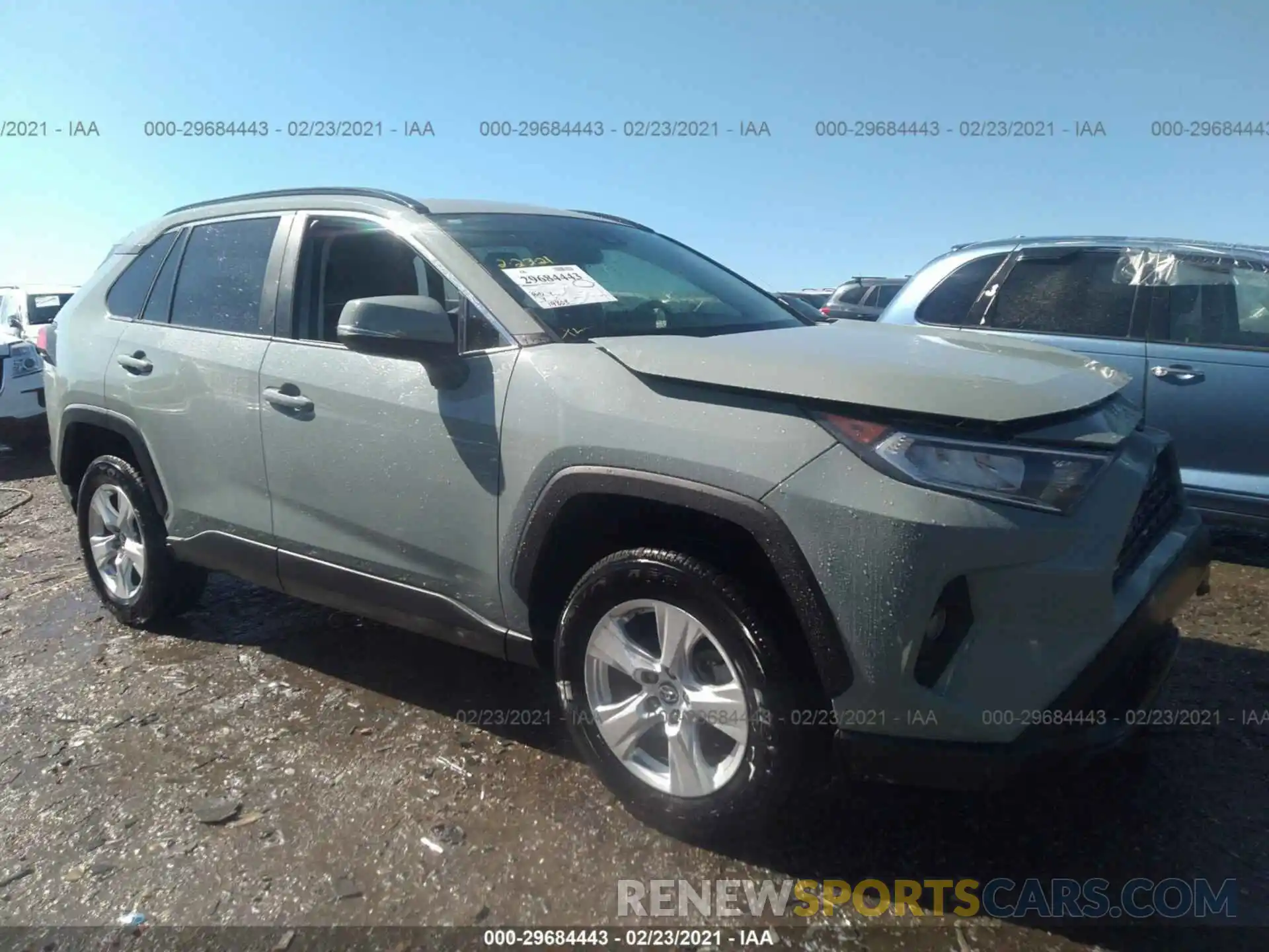 1 Photograph of a damaged car 2T3W1RFV5KC008514 TOYOTA RAV4 2019