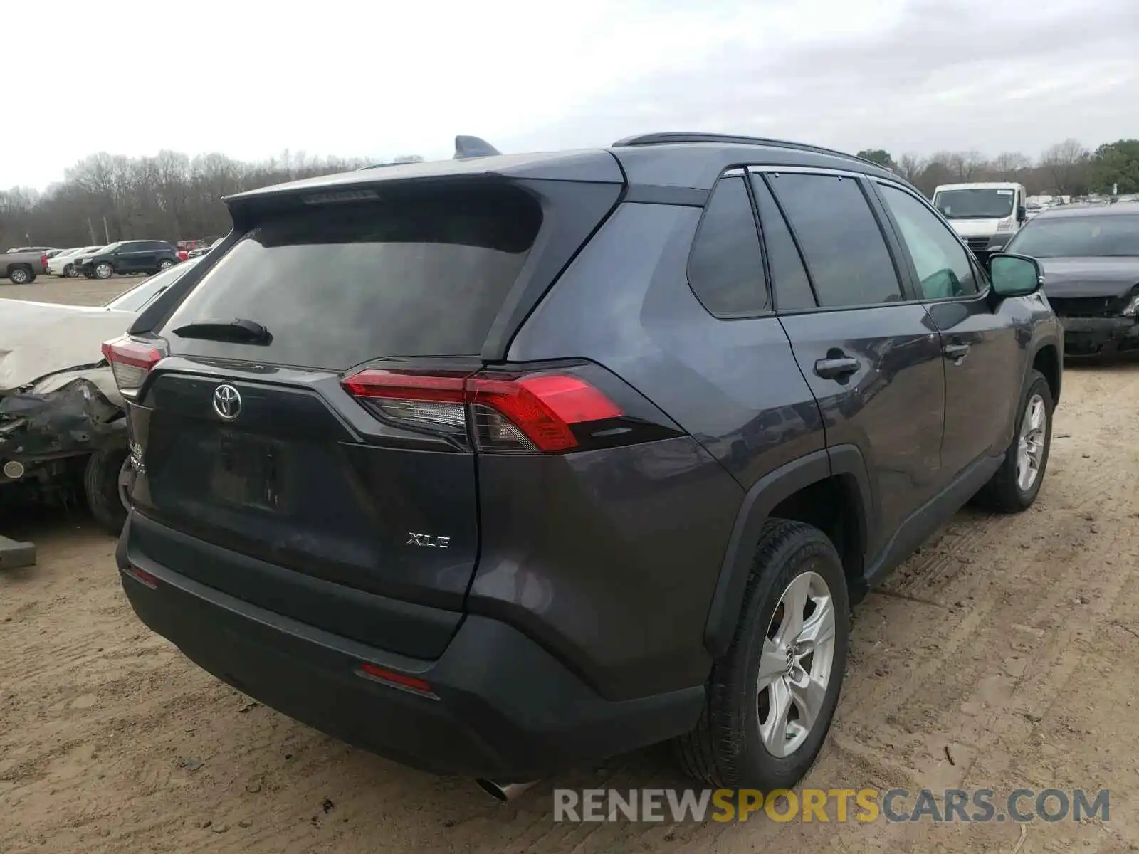 4 Photograph of a damaged car 2T3W1RFV5KC014250 TOYOTA RAV4 2019