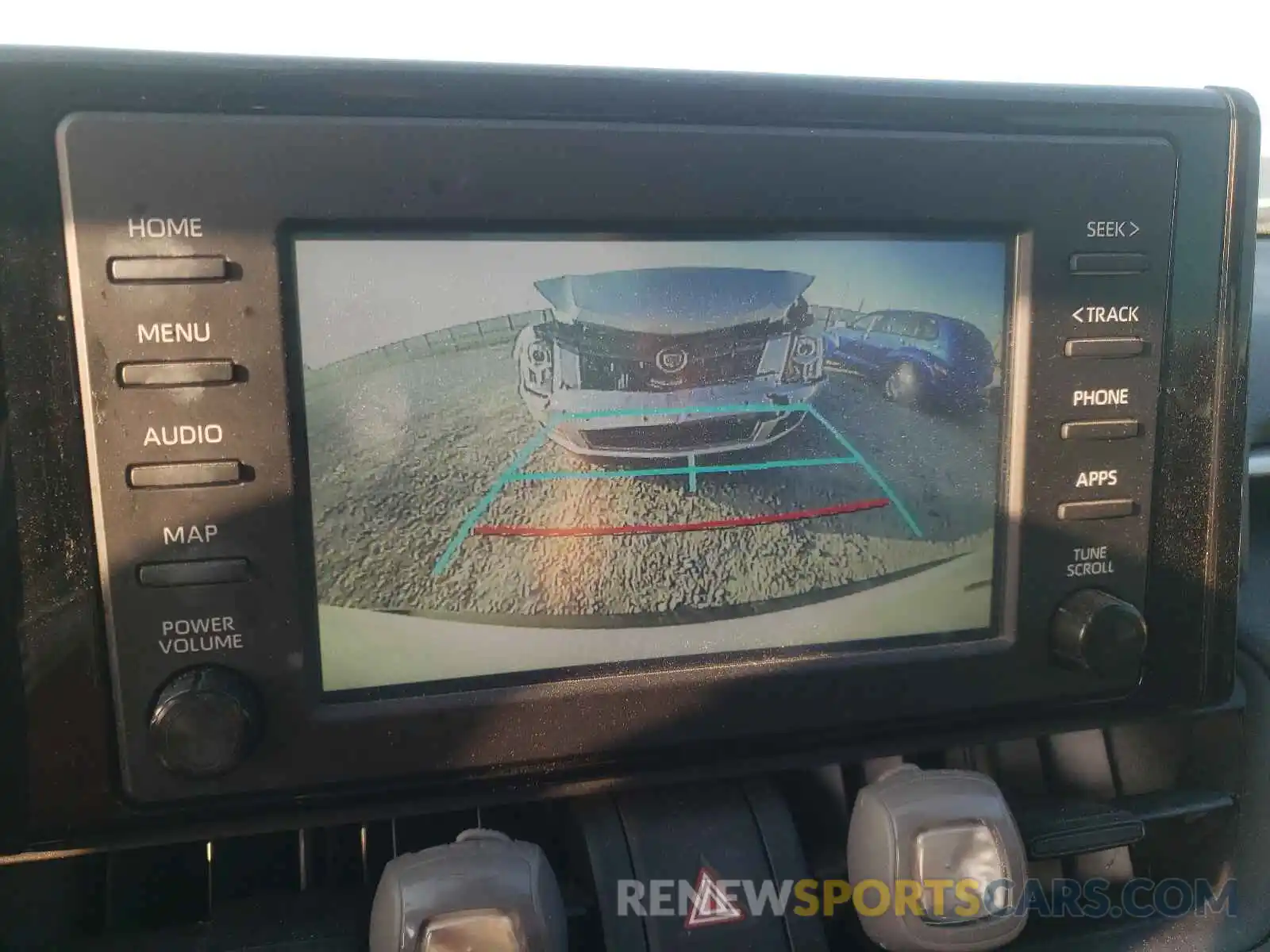 9 Photograph of a damaged car 2T3W1RFV5KC016449 TOYOTA RAV4 2019