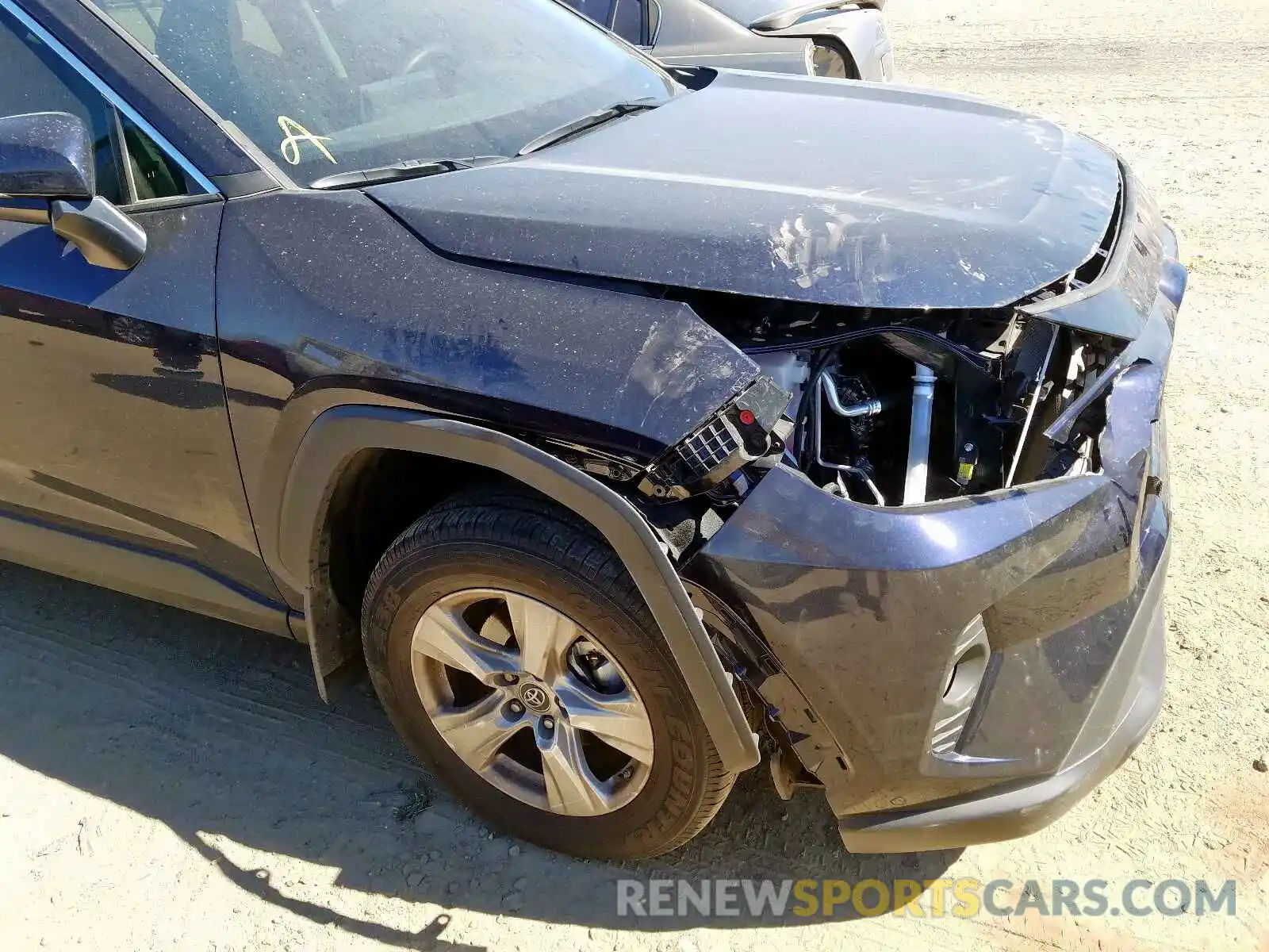 9 Photograph of a damaged car 2T3W1RFV5KC024468 TOYOTA RAV4 2019