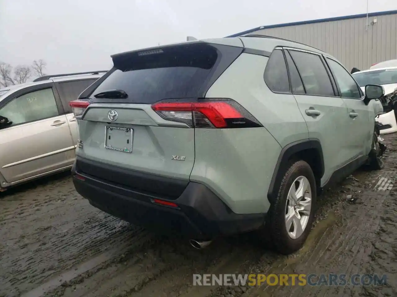 4 Photograph of a damaged car 2T3W1RFV5KC024566 TOYOTA RAV4 2019