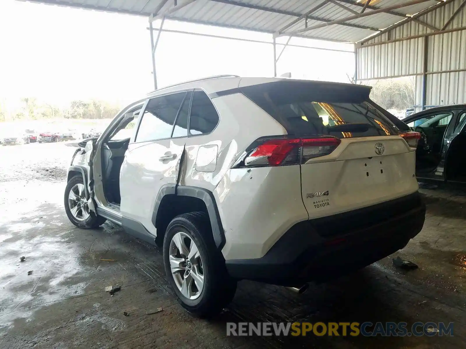 3 Photograph of a damaged car 2T3W1RFV5KC031100 TOYOTA RAV4 2019