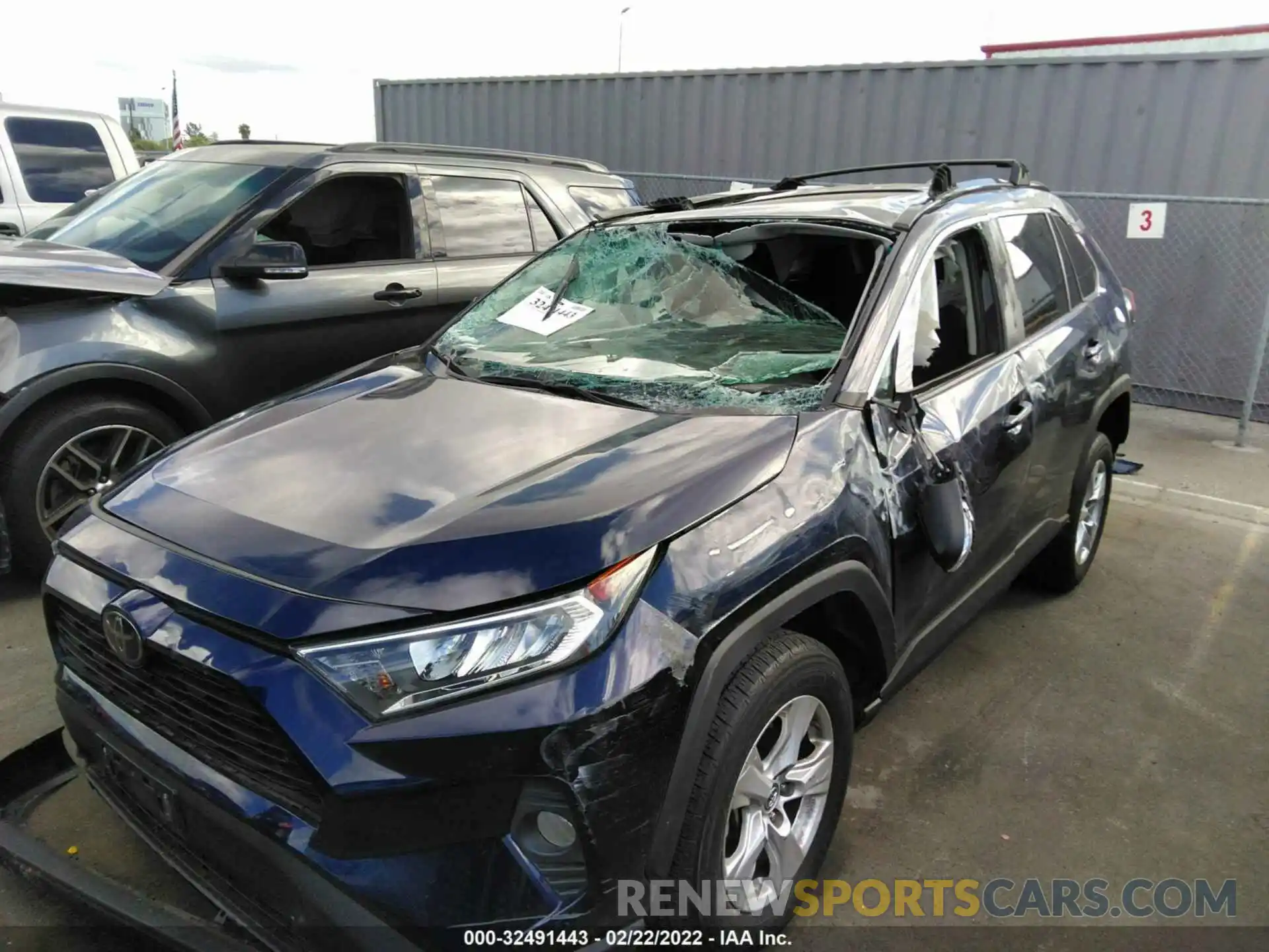 6 Photograph of a damaged car 2T3W1RFV5KW001576 TOYOTA RAV4 2019